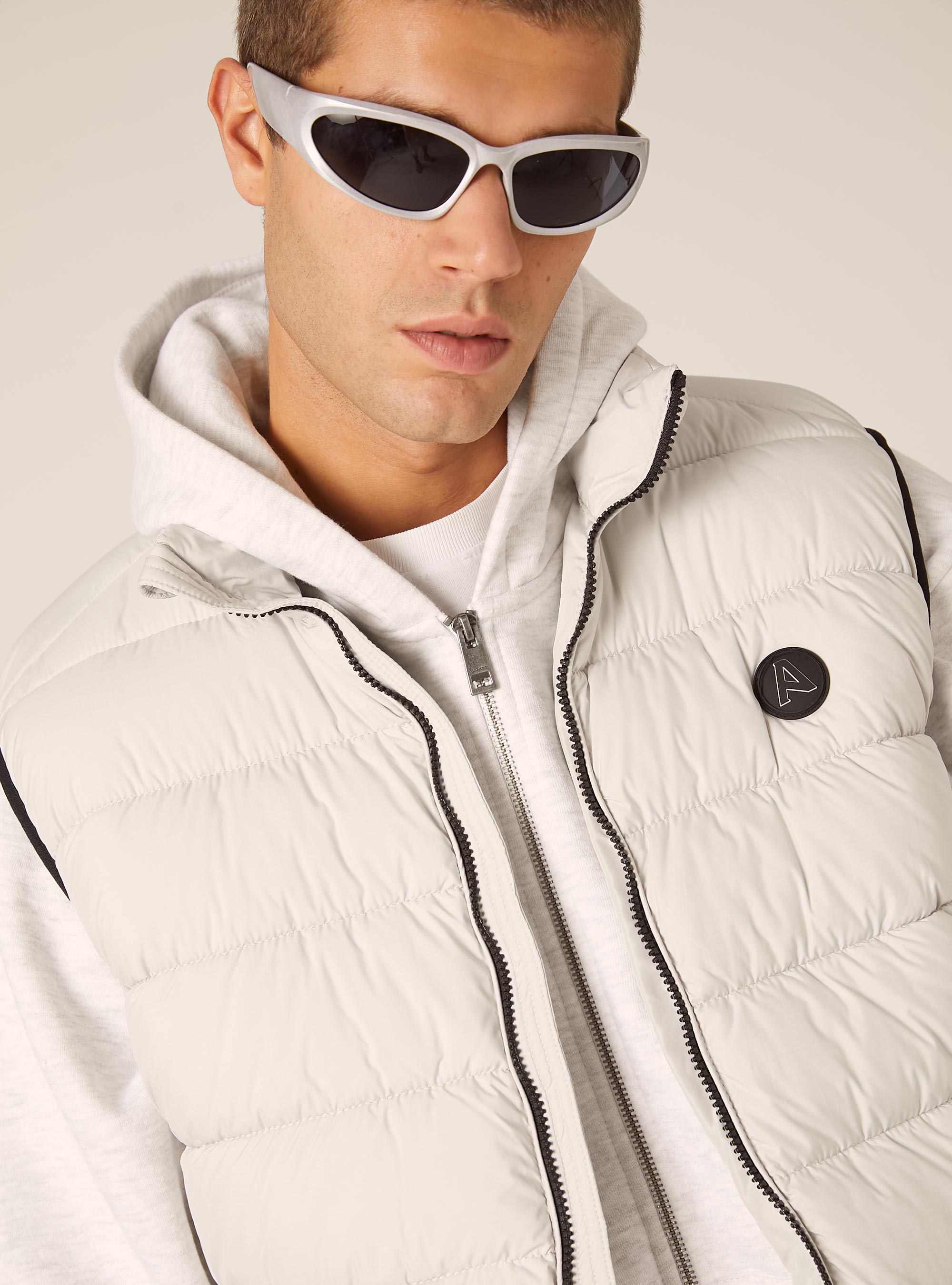 Padded sleeveless jacket, WH1 OFF WHITE