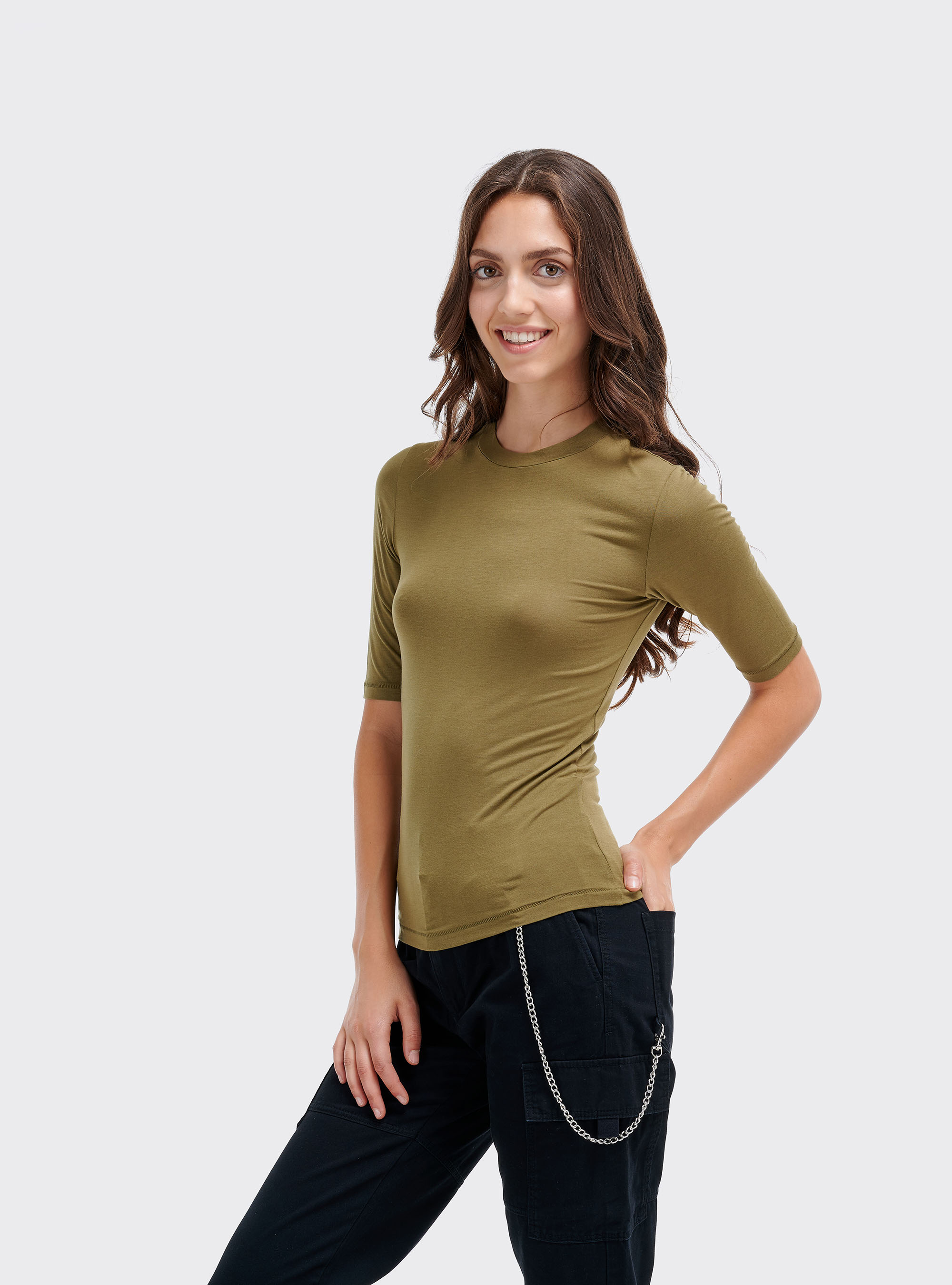 Maglietta essential in tessuto morbido di viscosa elasticizzto, C0616 KAKY