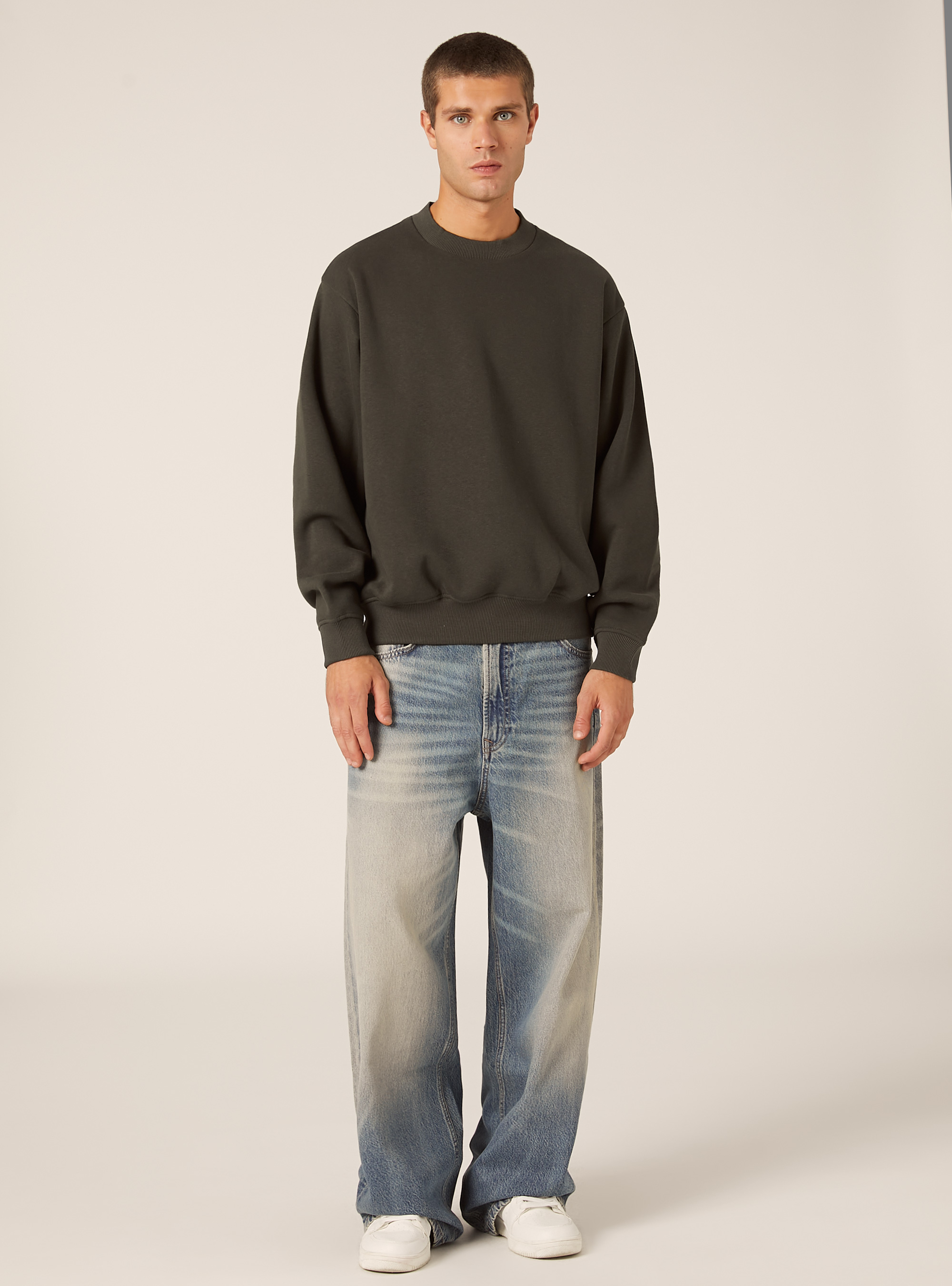 Boxy fit crew neck sweatshirt, KY1 KAKY DARK