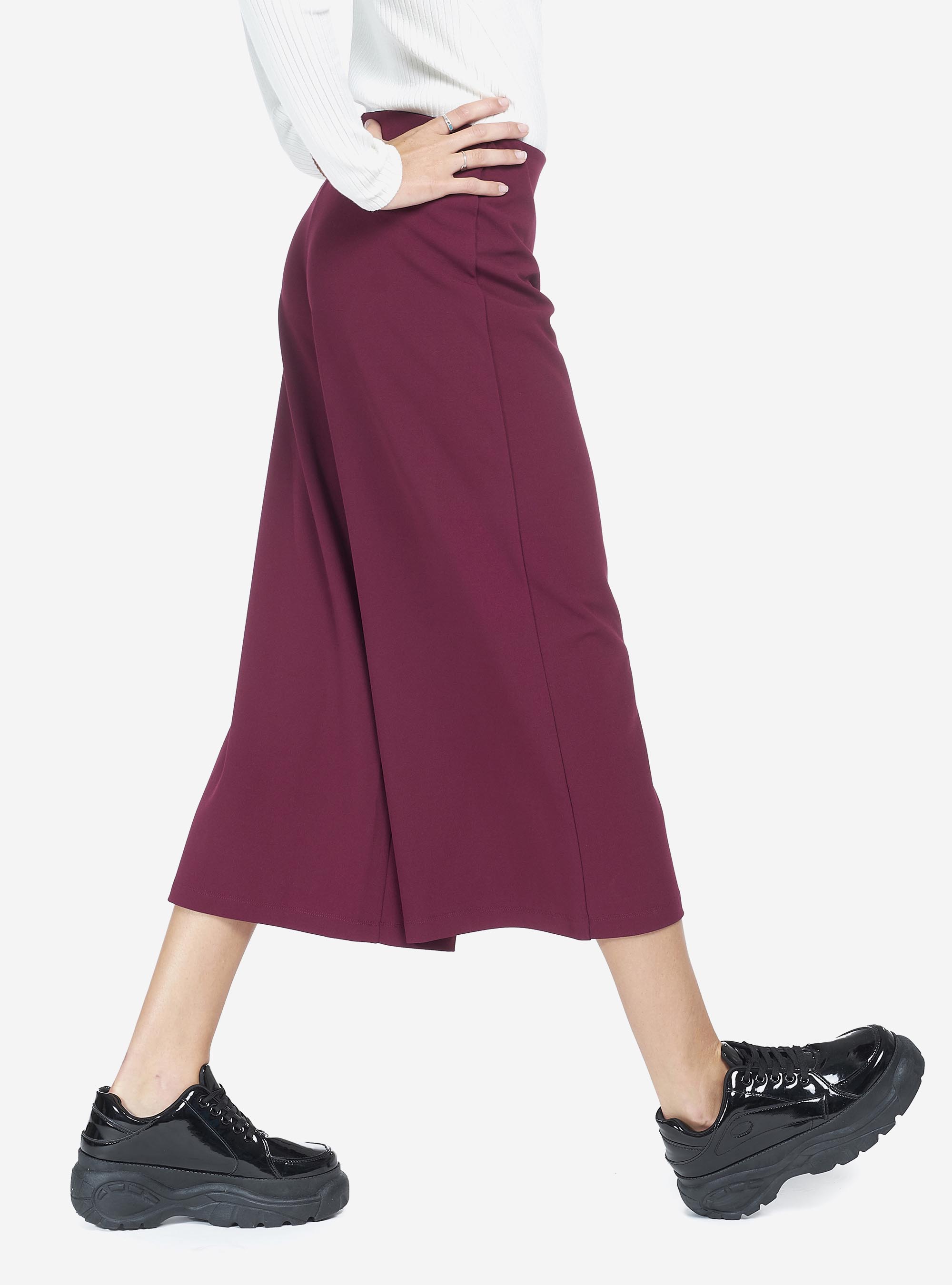 Pantaloni ampi, VINO