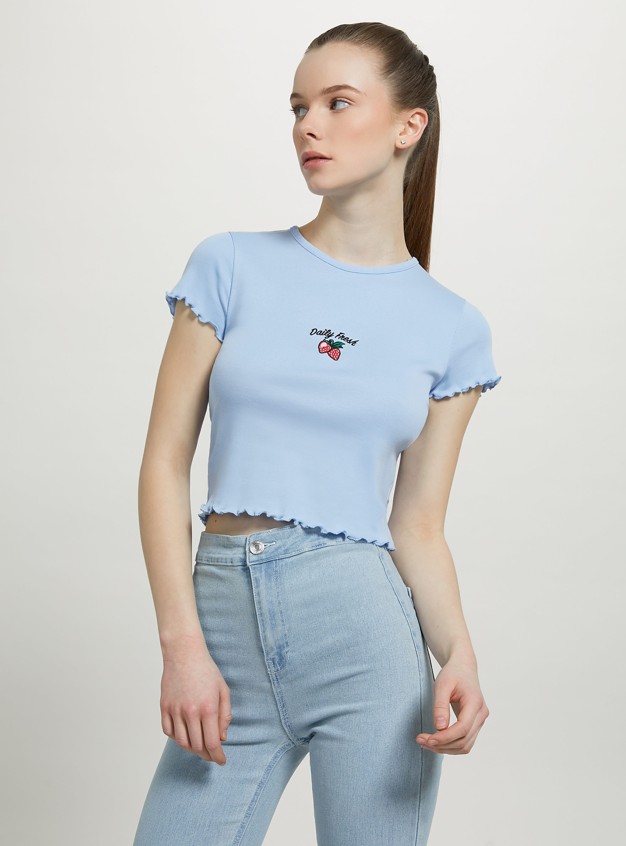 Cotton T-shirt with embroidery, C2285 AZZURRO