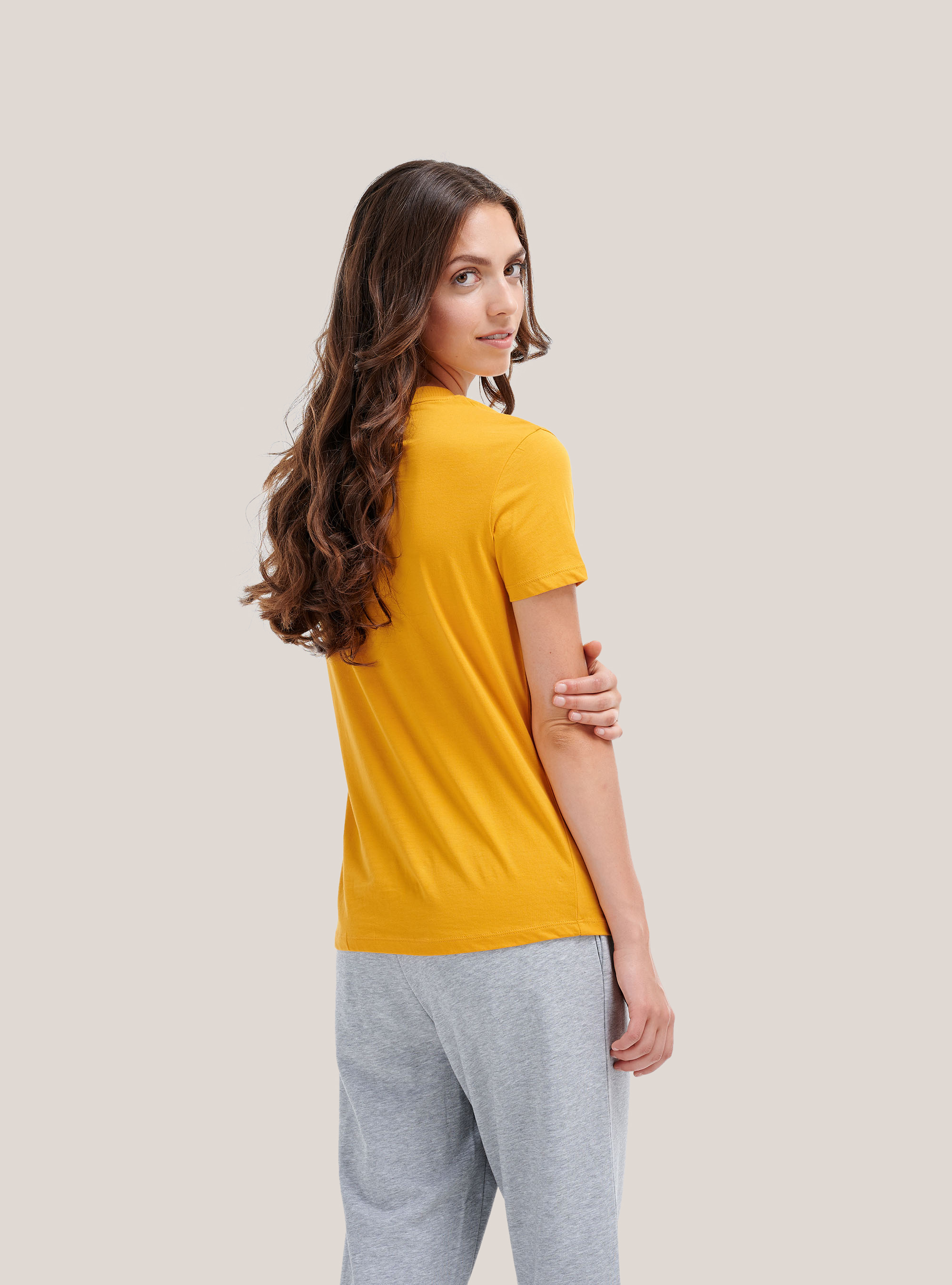 Maglietta tinta unita essential in cotone combed, C719 SENAPE