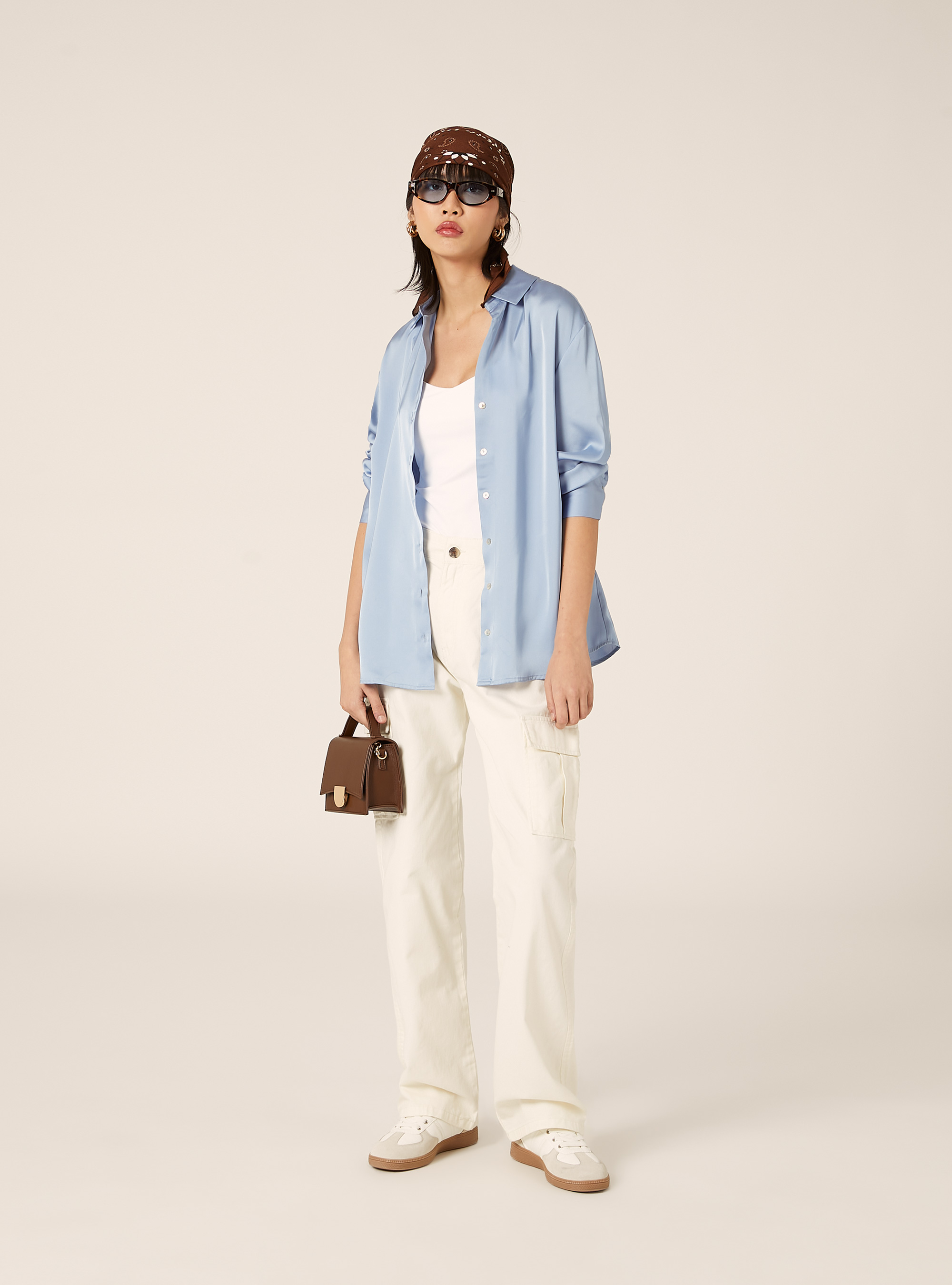 Camicia in satin con colletto a revers, AZ2 AZURE MEDIUM
