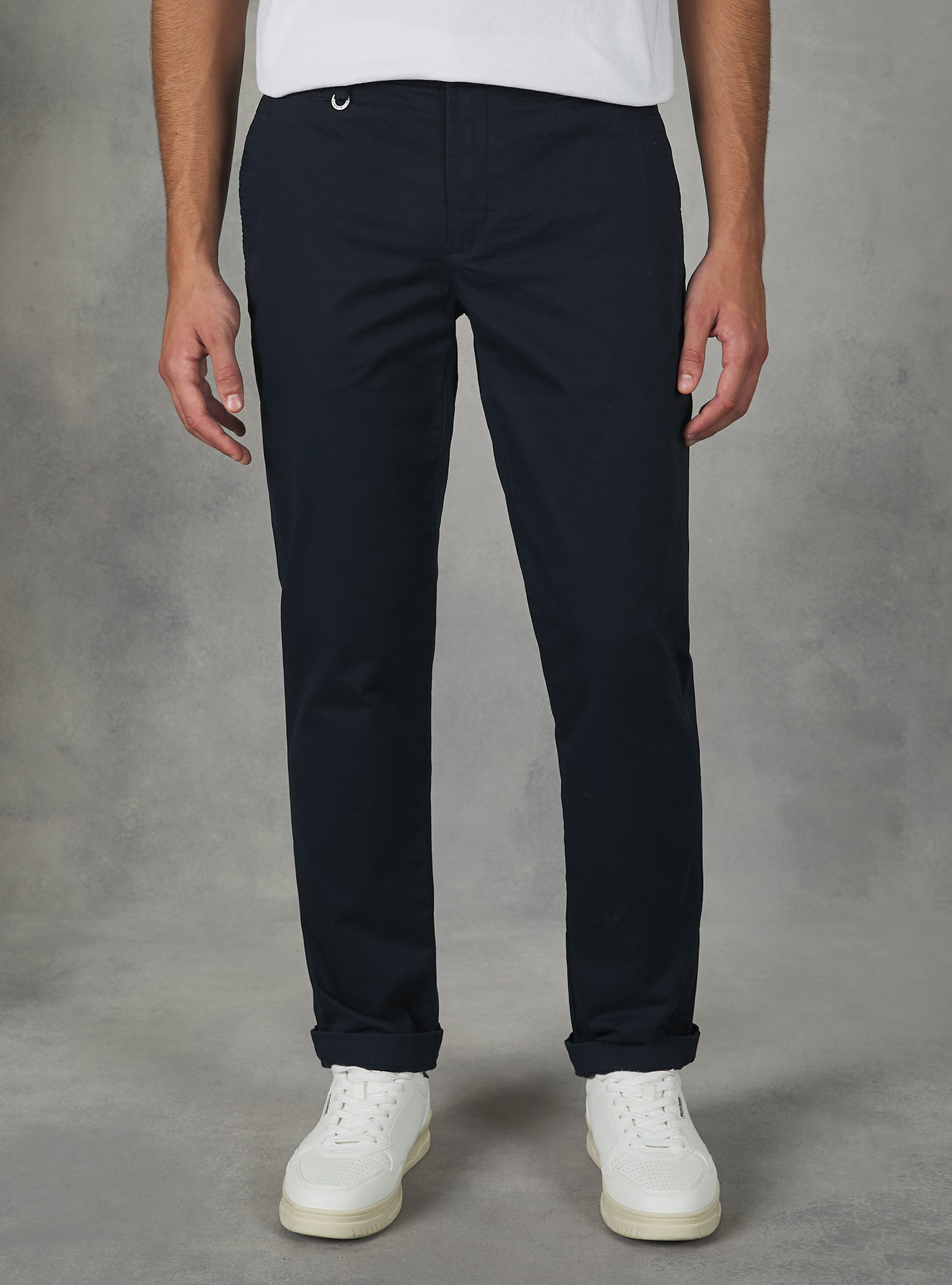 Pantalón chino de sarga de algodón elástico, NA1 NAVY DARK