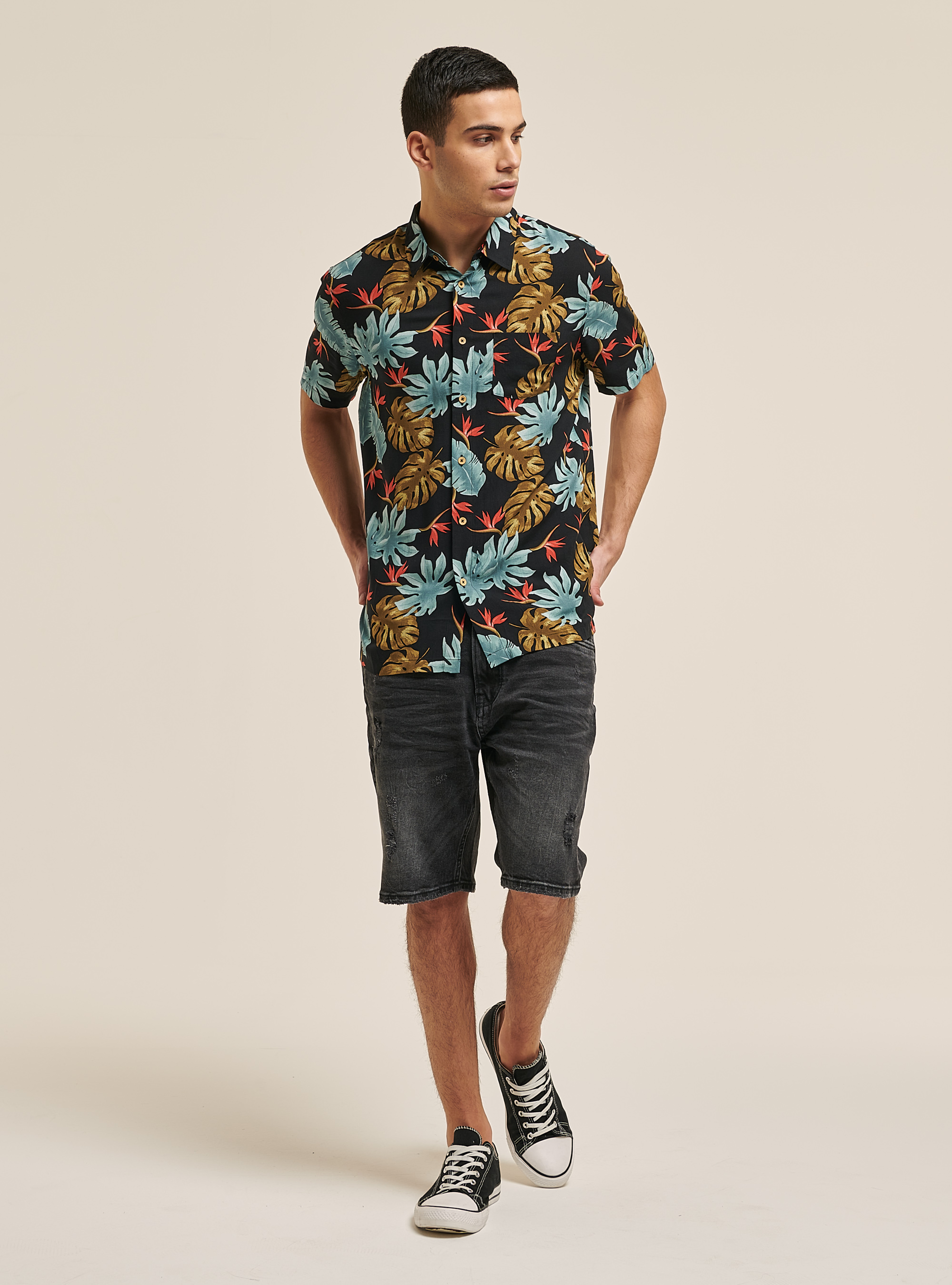 Short-sleeved shirt with tropical print, PALME