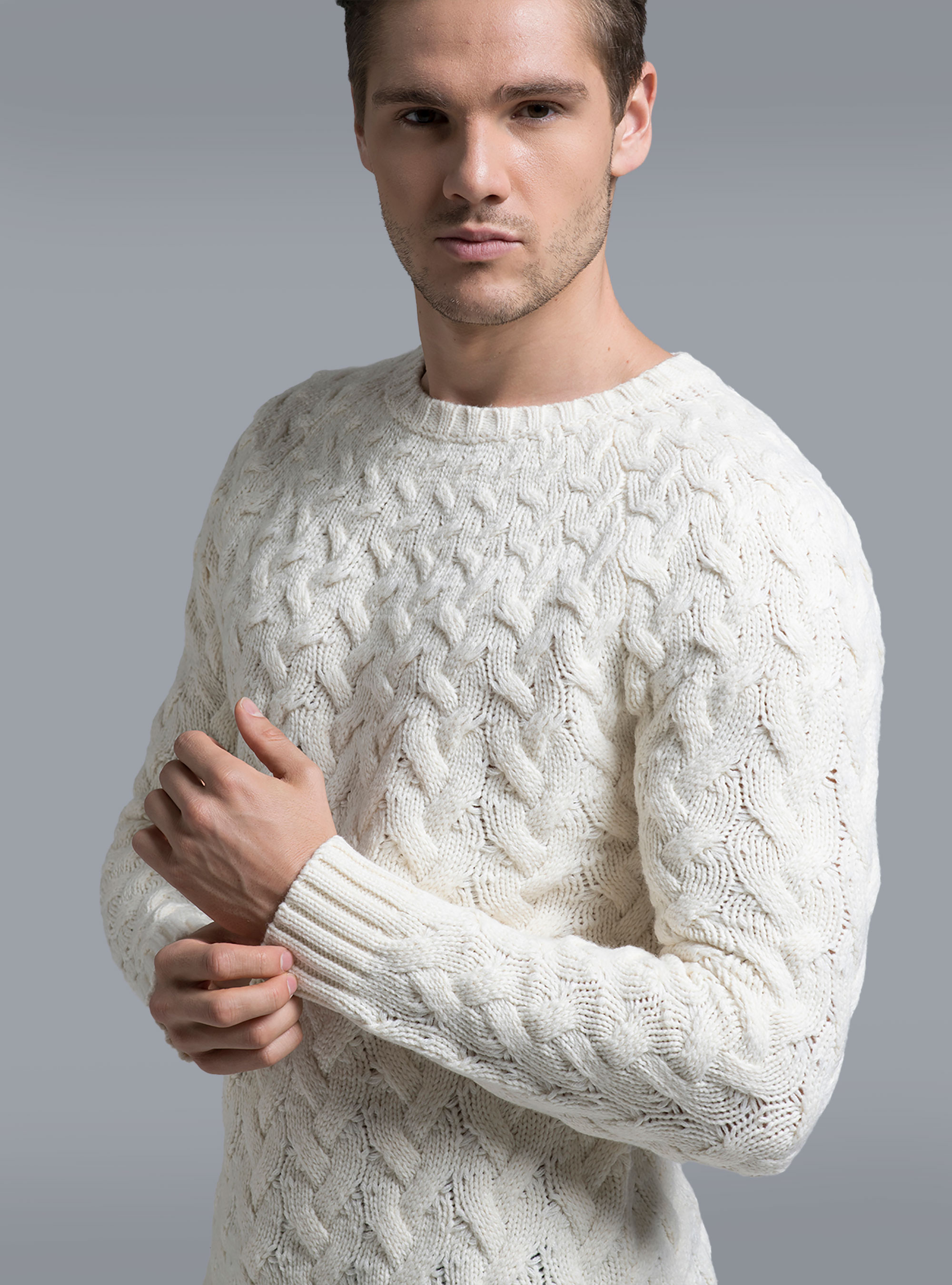 Maglia con trecce, CR&Atilde; ME