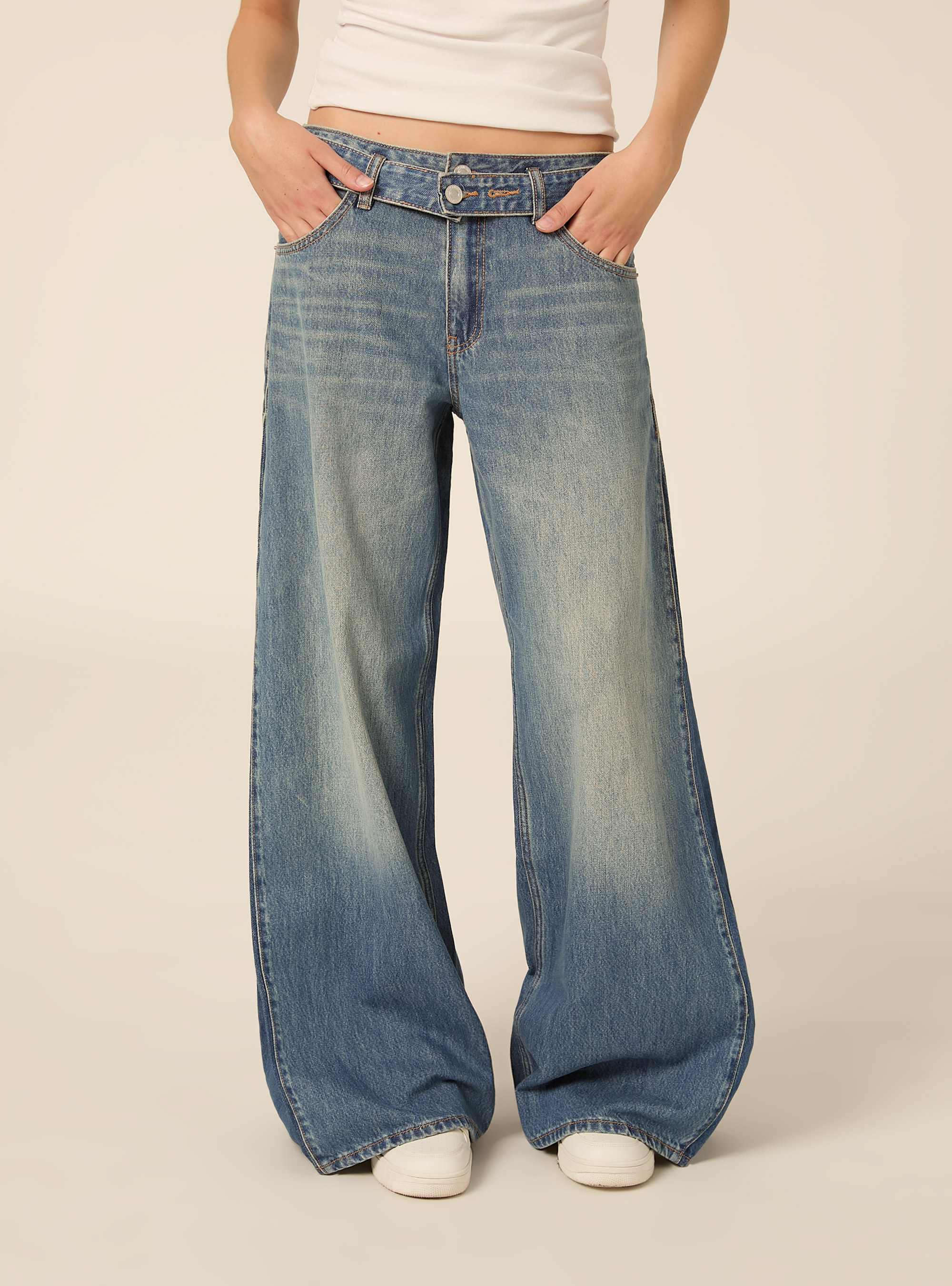 Vaqueros palazzo wide leg de talle bajo con abertura lateral, D004 MEDIUM LIGHT BLUE