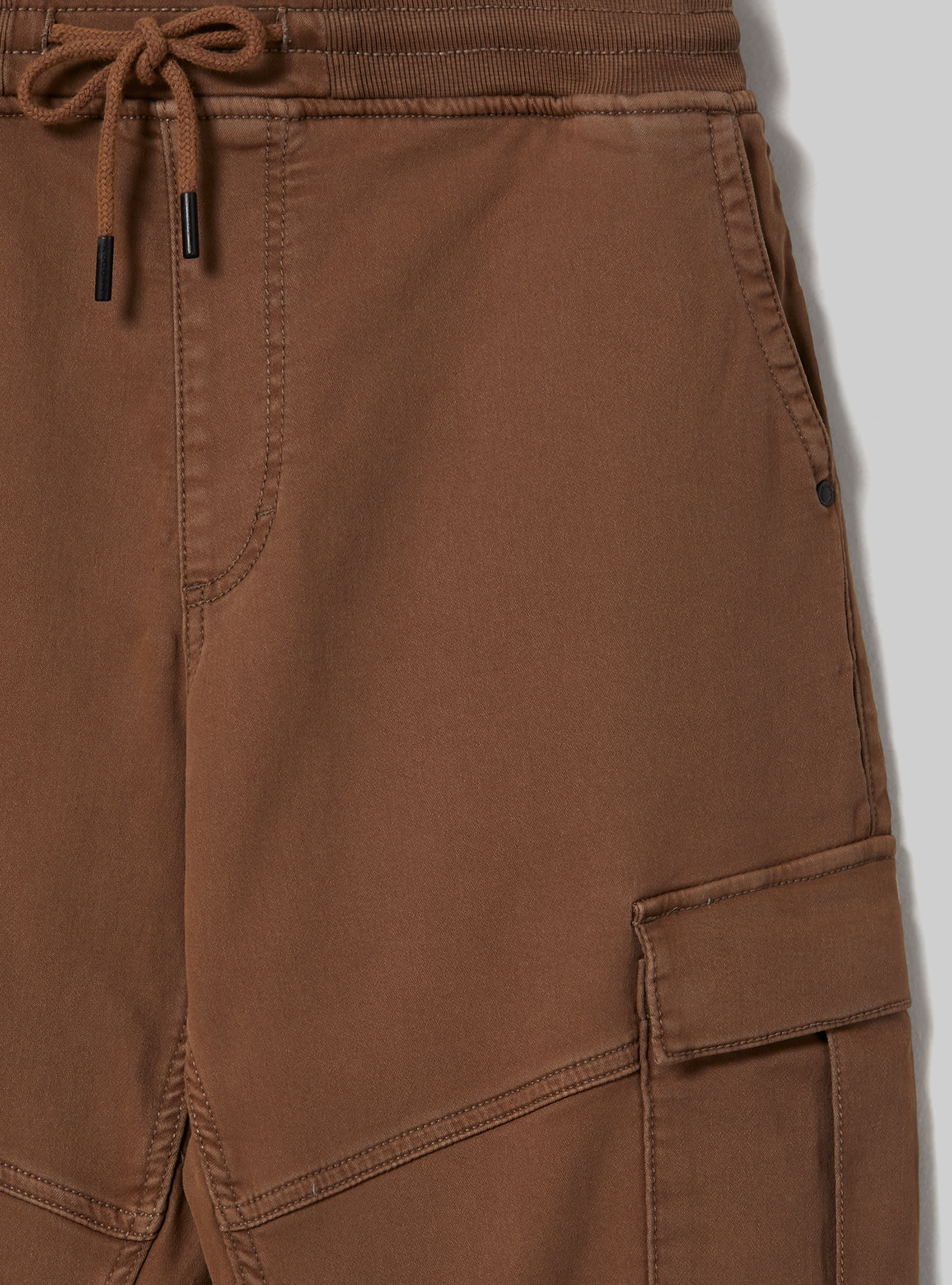 Jogger trousers with large pockets, BR2 BROWN MEDIUM