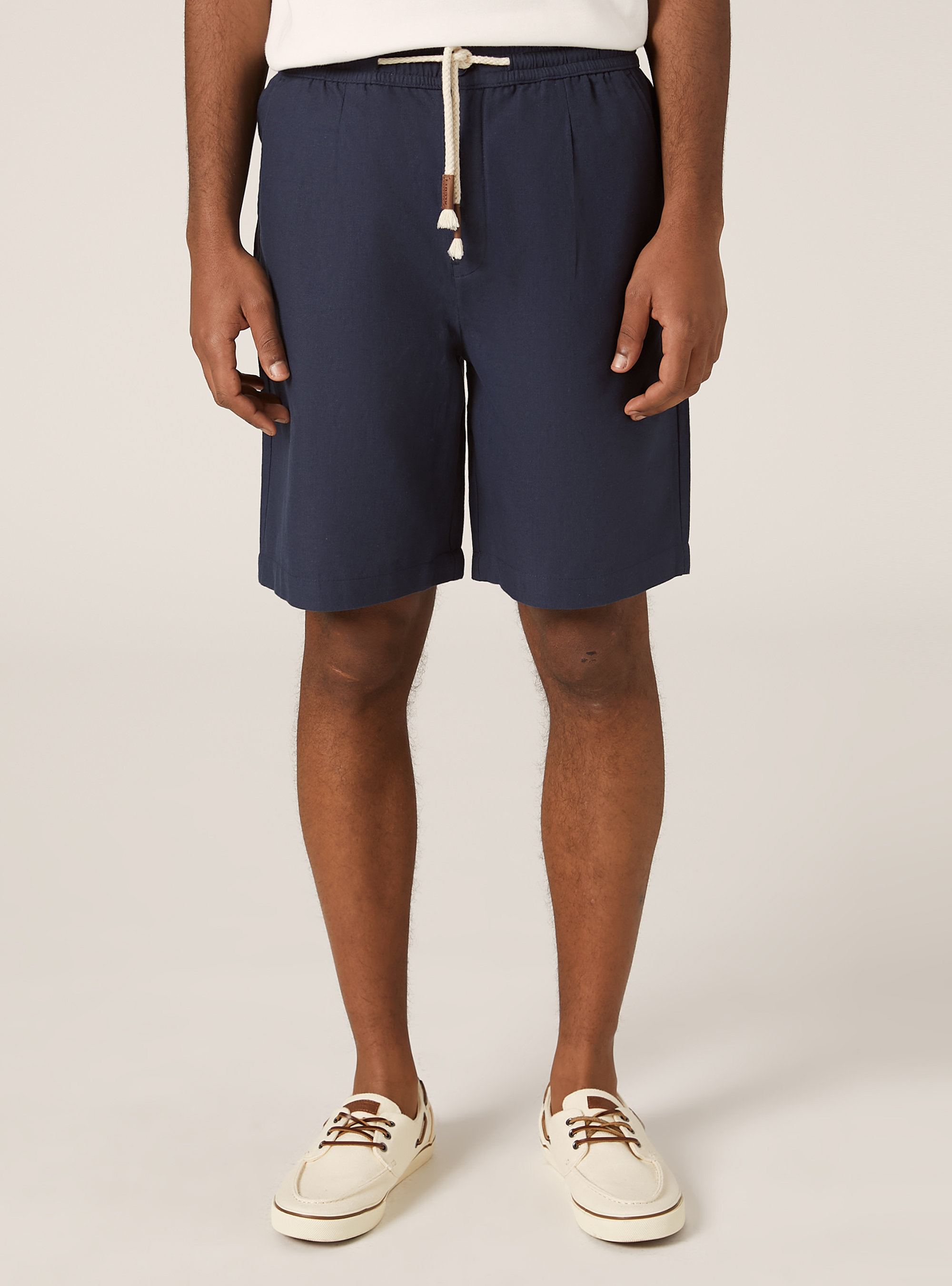 Bermudashorts aus Leinen mit Kordelzug, NA2 NAVY MEDIUM