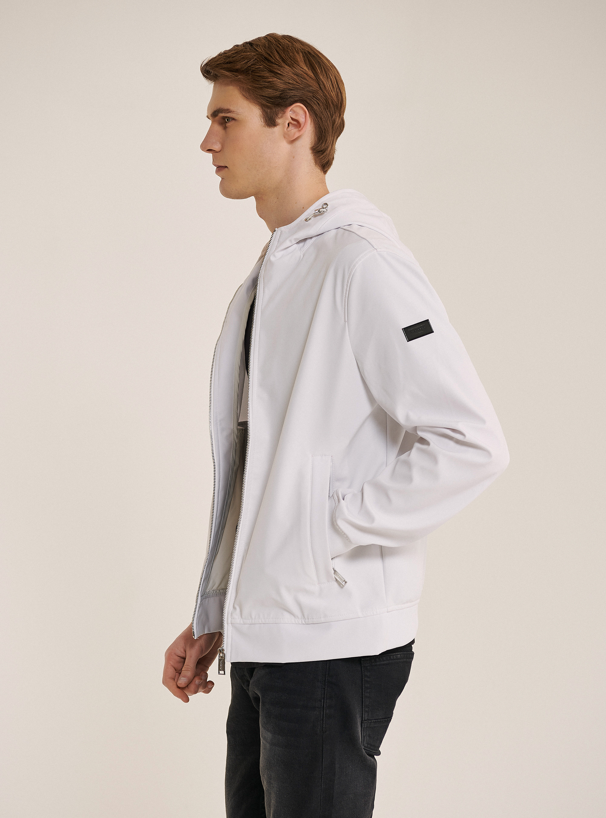 Jacke aus wind- und wasserdichtem technischem Gewebe, C099 WHITE