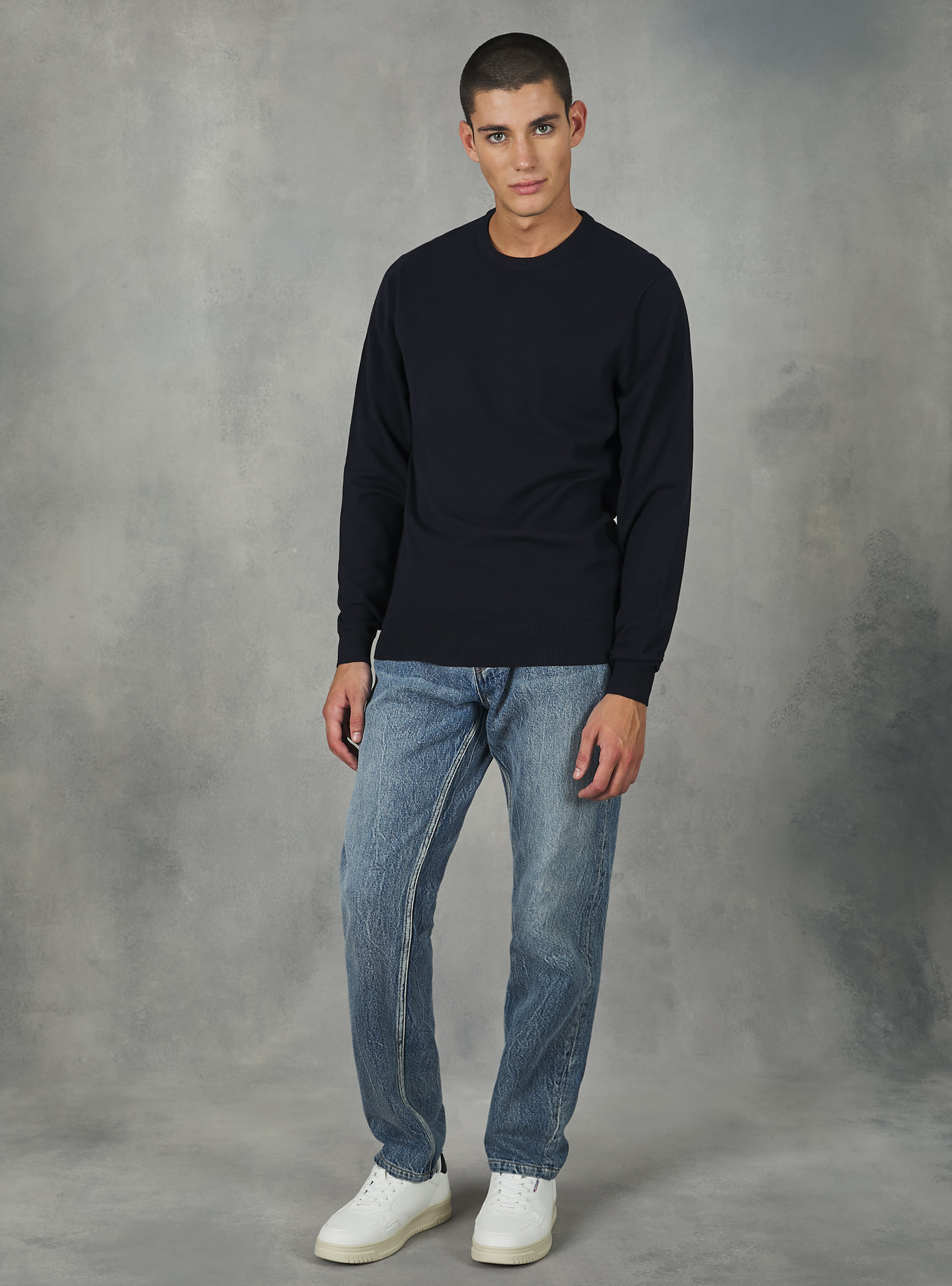 Round-neck pullover made of sustainable viscose Ecovero, NA1 NAVY DARK