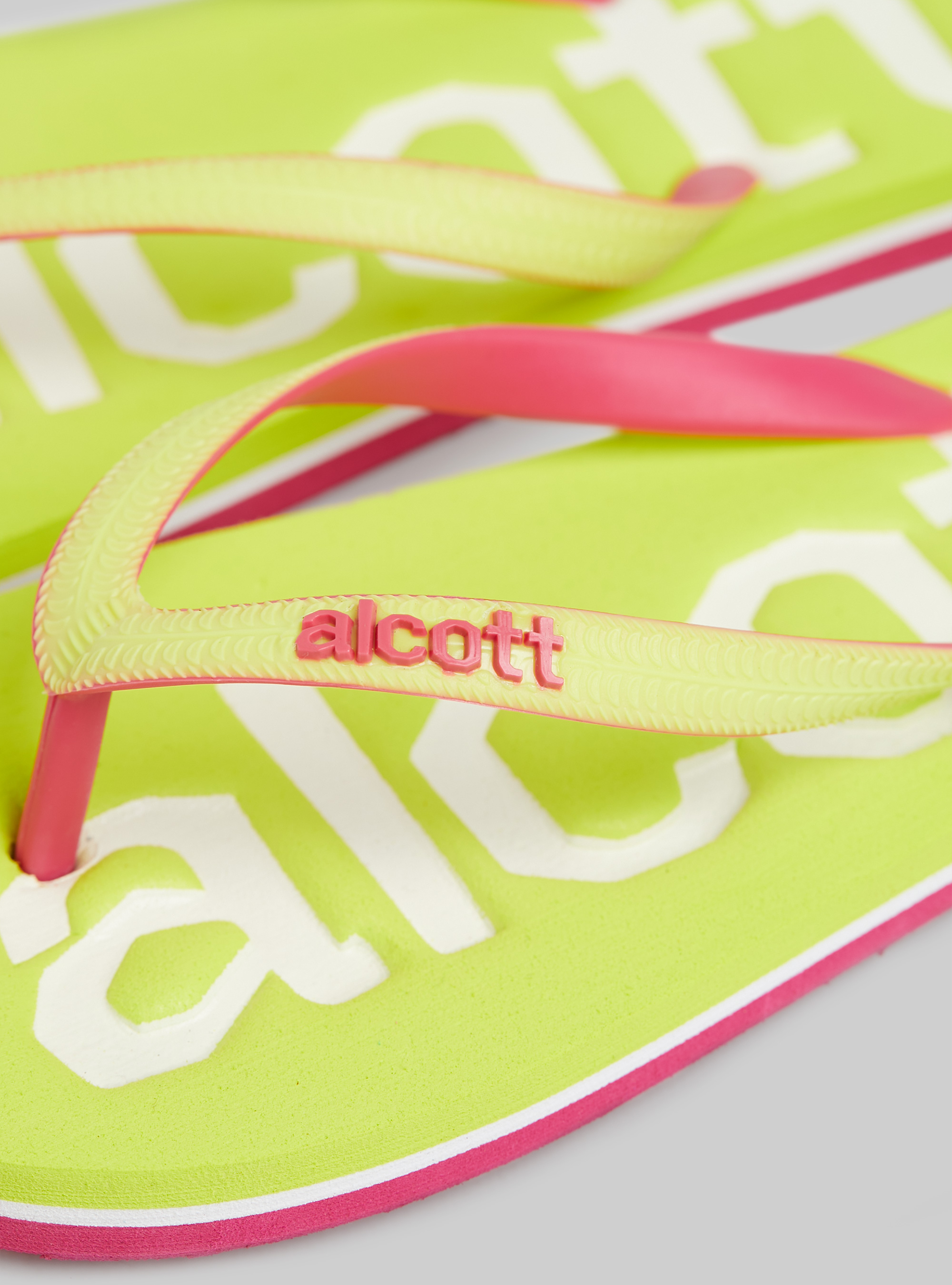 Infradito con logo a contrasto, LI2 LIME MEDIUM