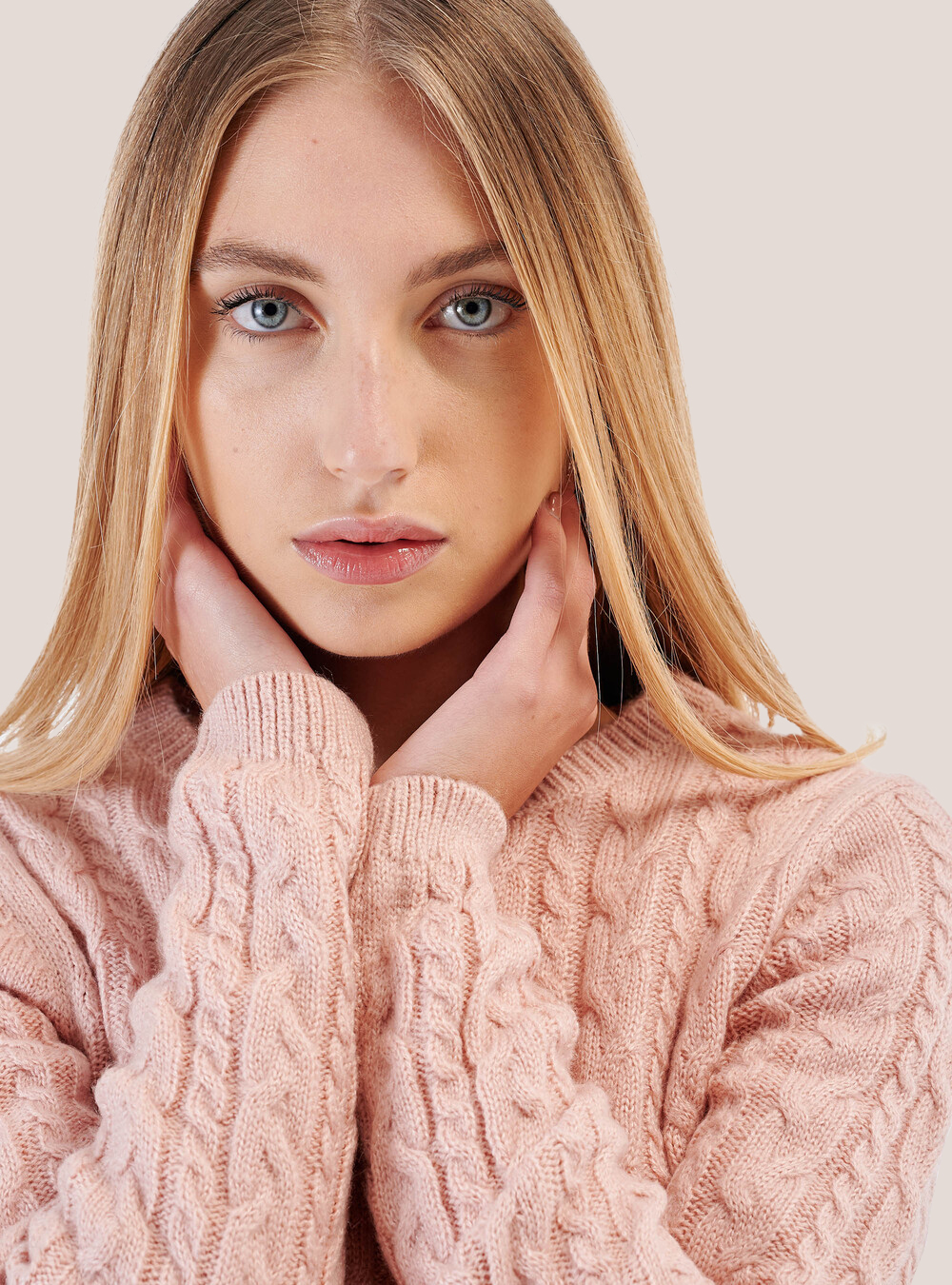 Pullover cropped con lavorazione a trecce sottili, ROSA