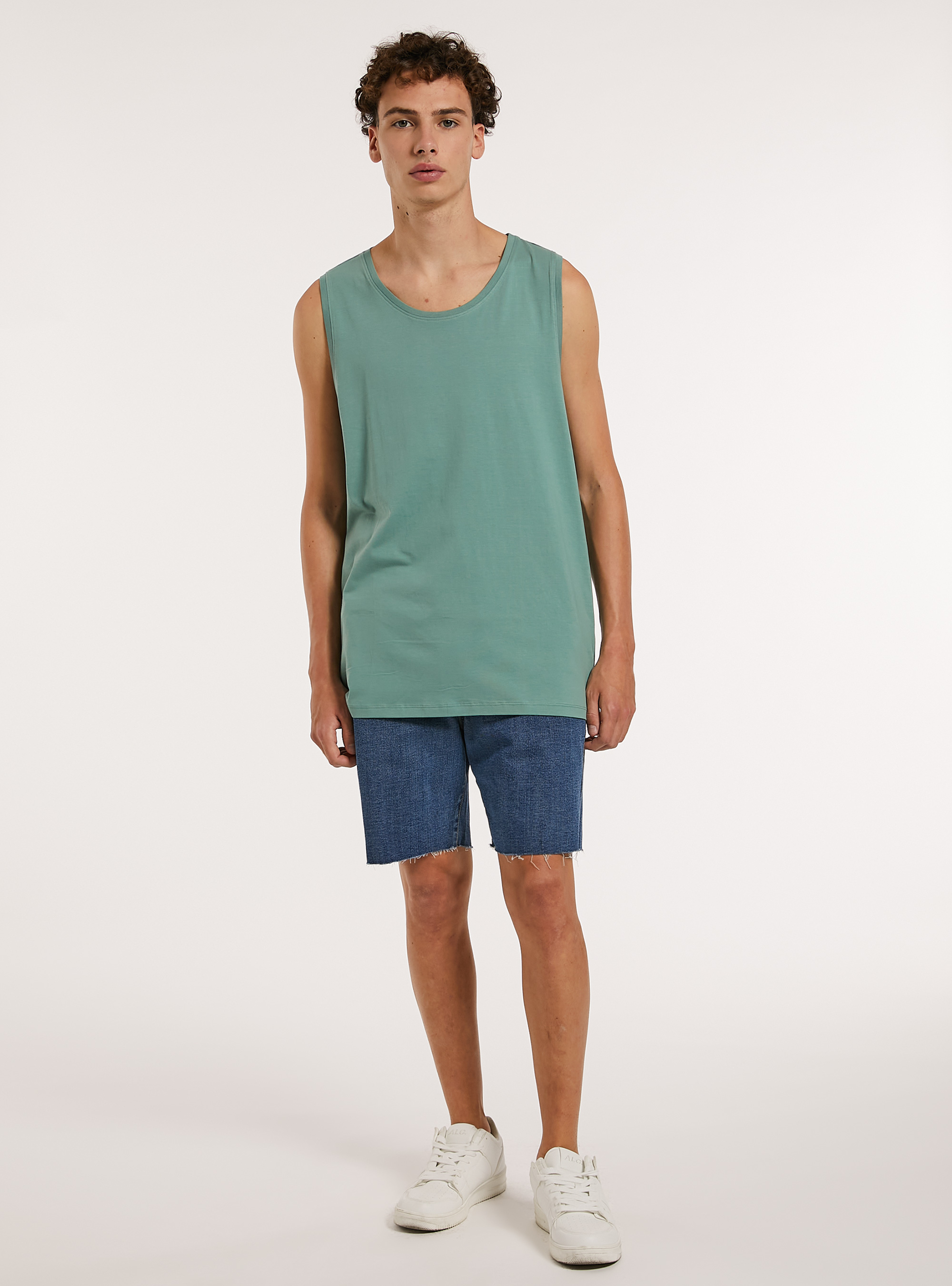 Solid-coloured comfort fit tank top, KY3 KAKY LIGHT