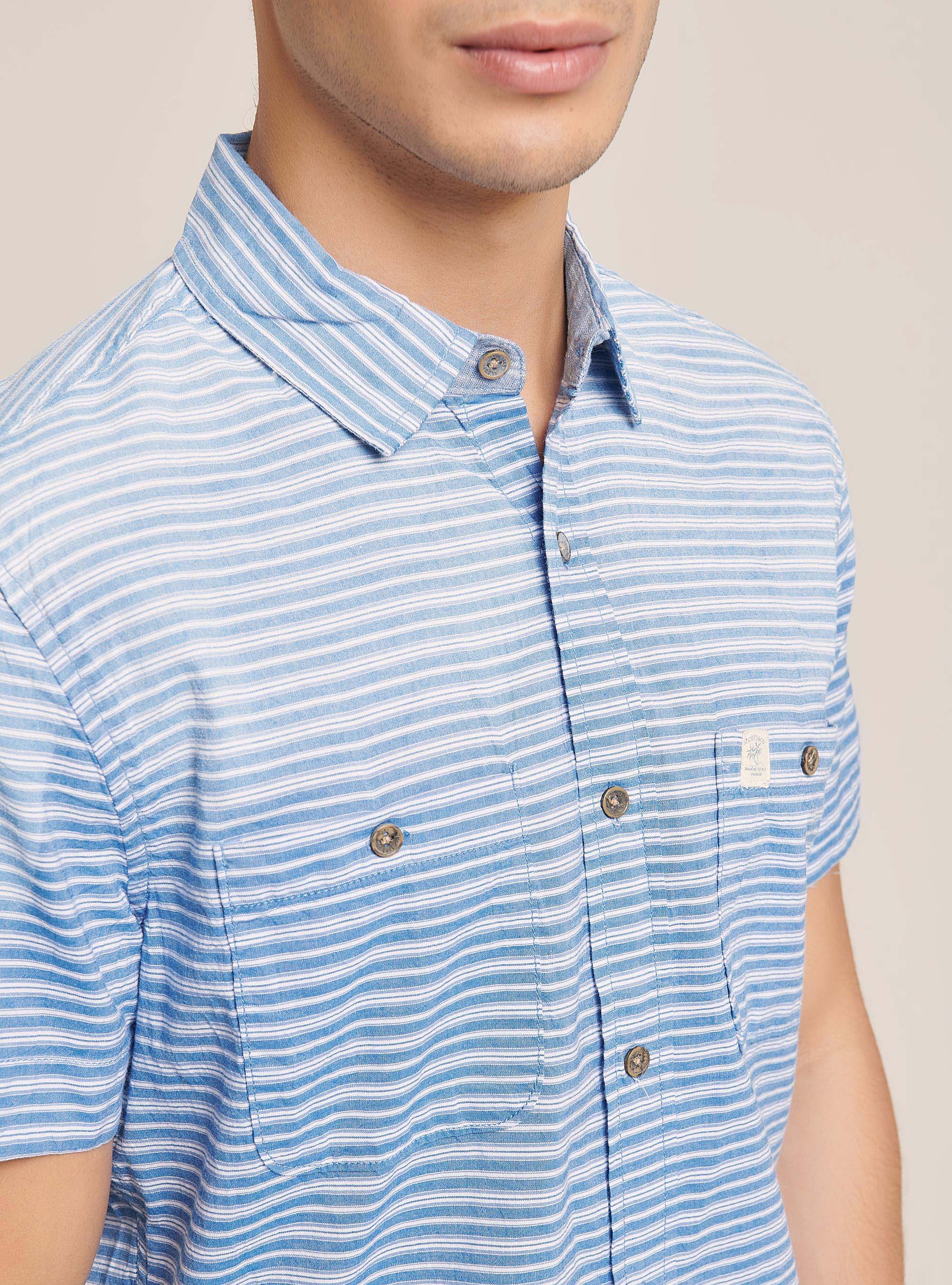 Chemise à manches courtes avec 2 poches à rayures horizontales, C0248 ROYALE