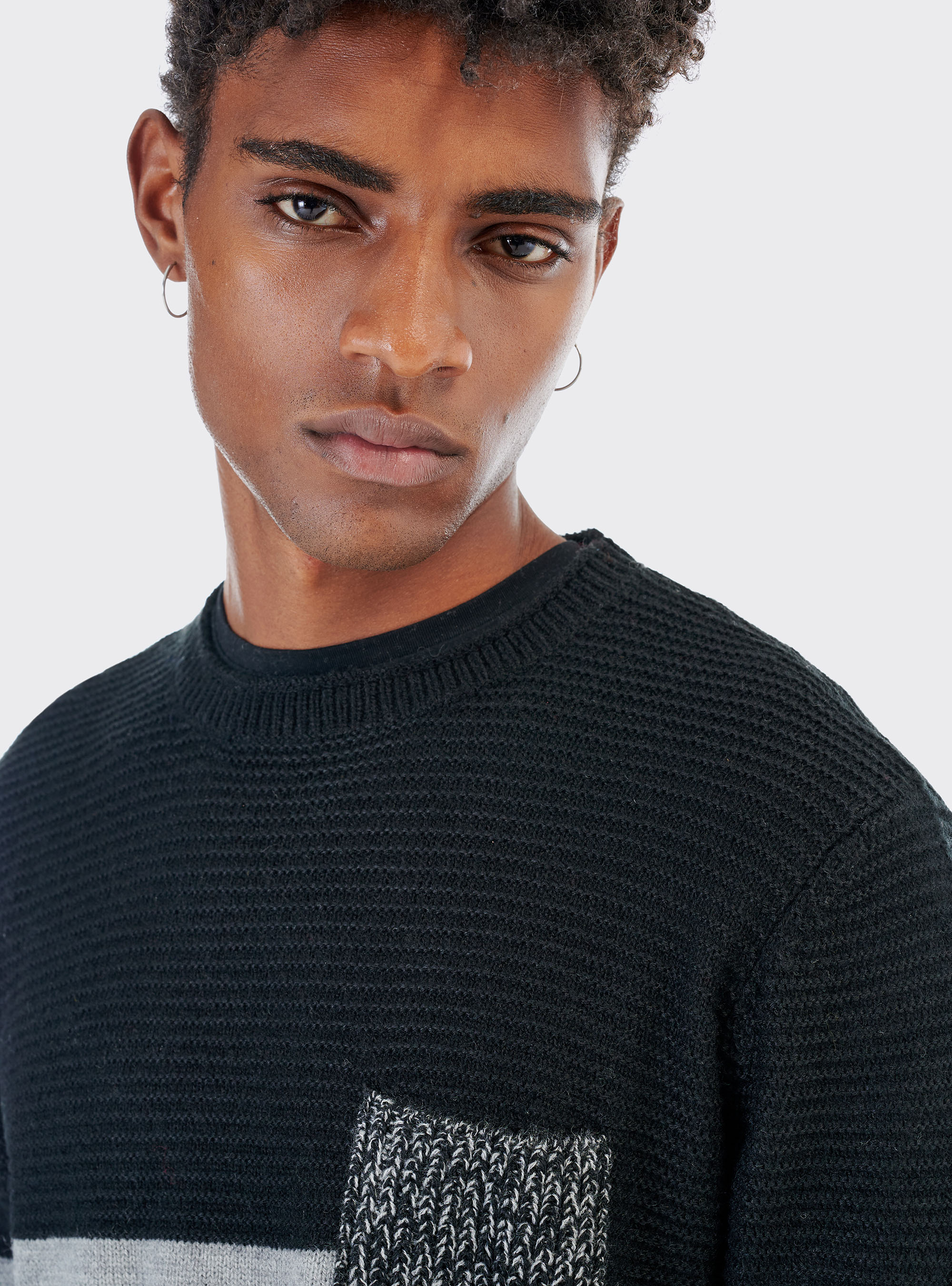 Jersey color block en mezcla de lana con bolsillo, NEGRO