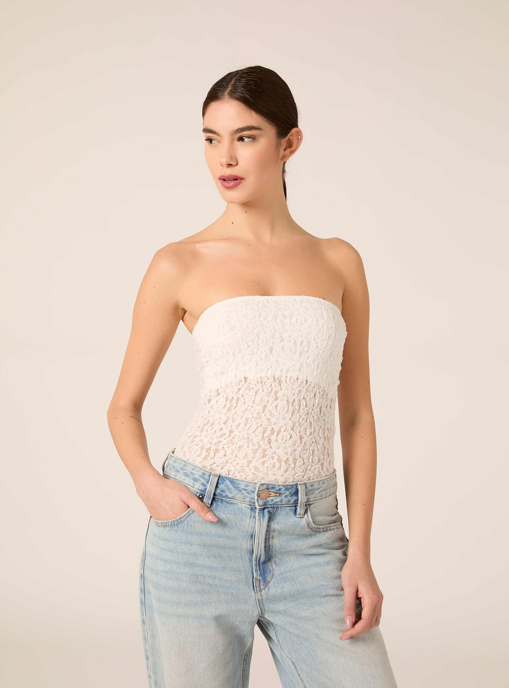 Bandeau-Body aus Spitze, WH3 WHITE