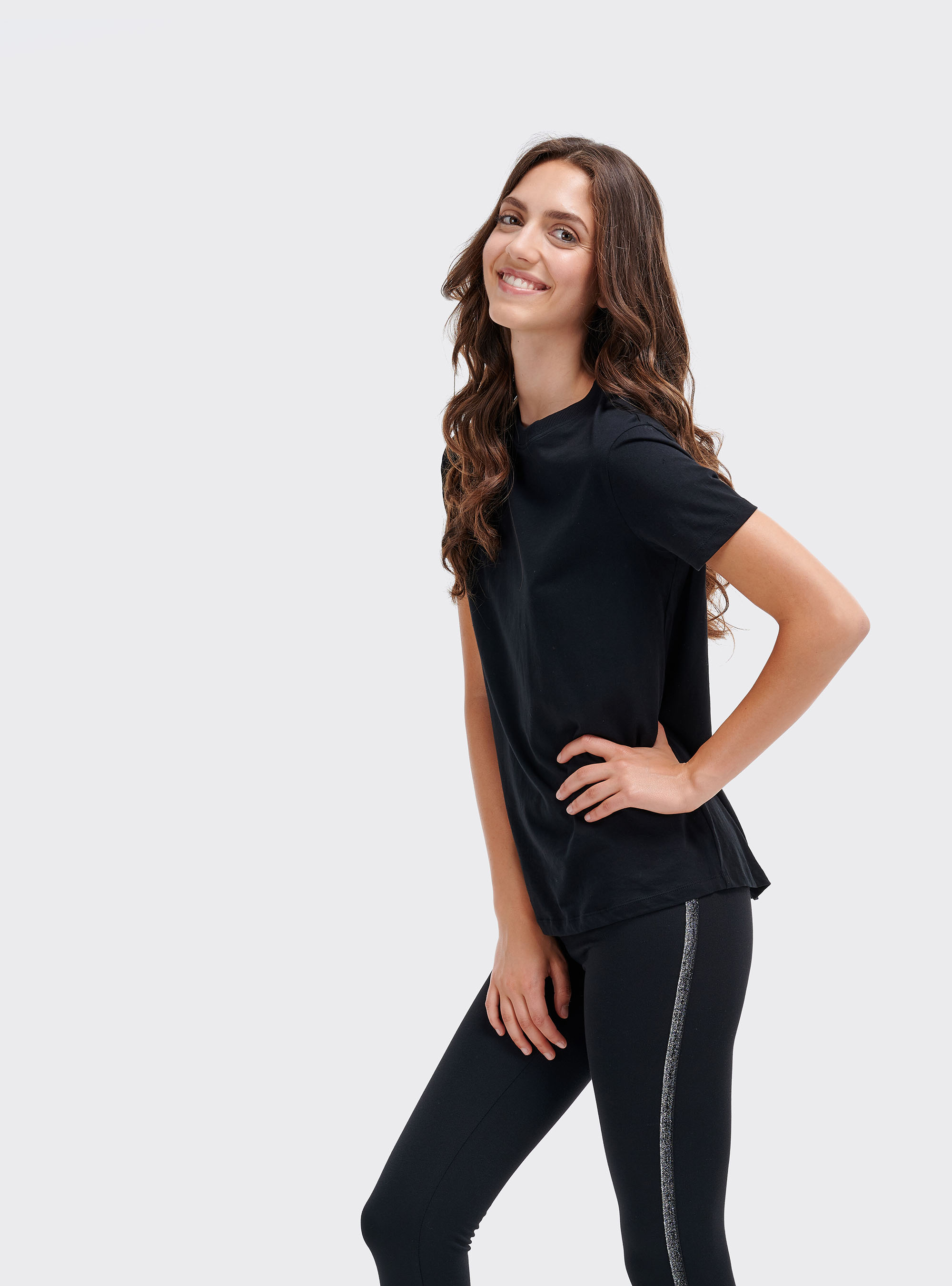 Maglietta tinta unita essential in cotone combed, NERO