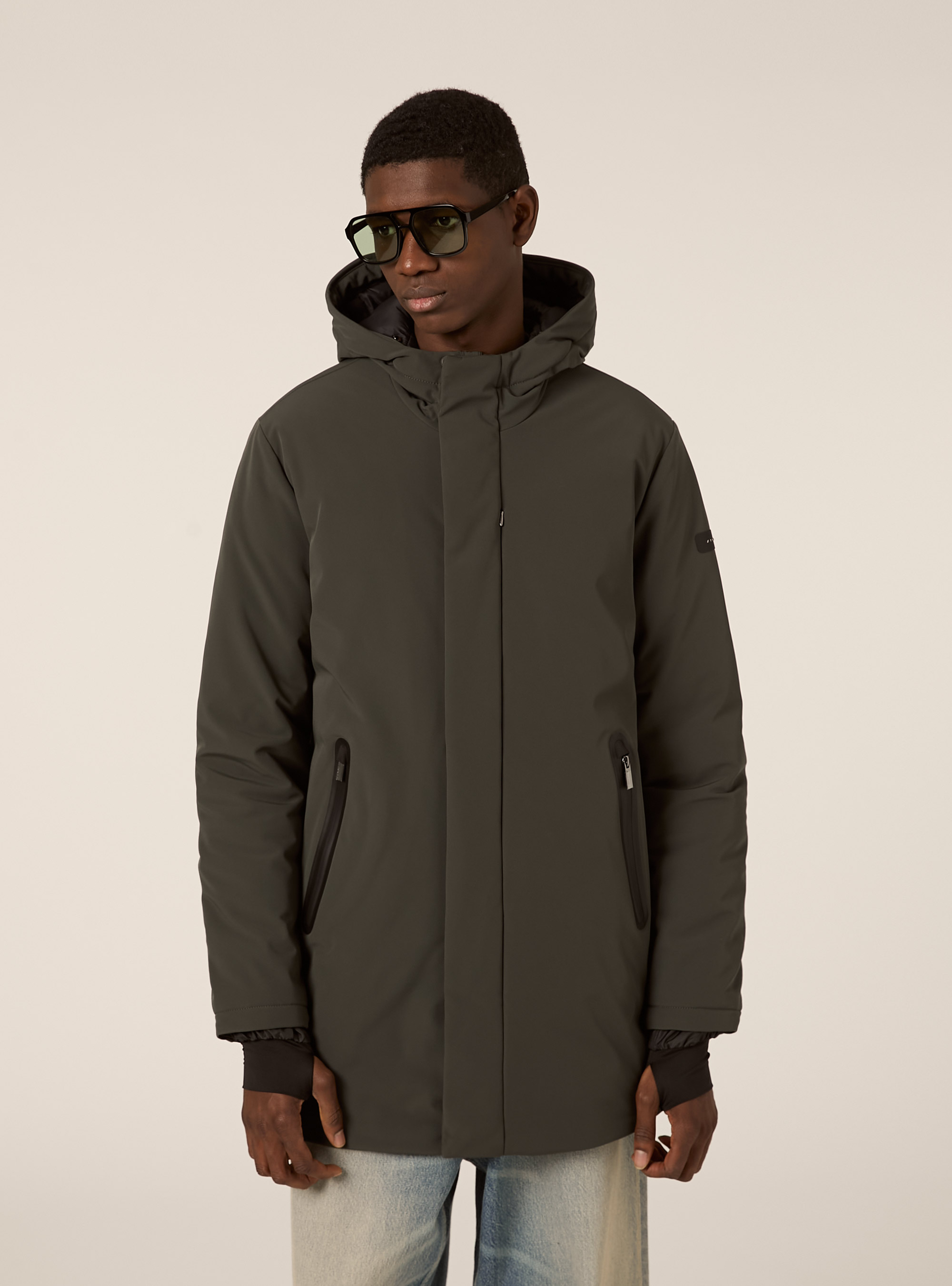 Giubbino con cappuccio e zip impermeabili lungo, KY1 KAKY DARK