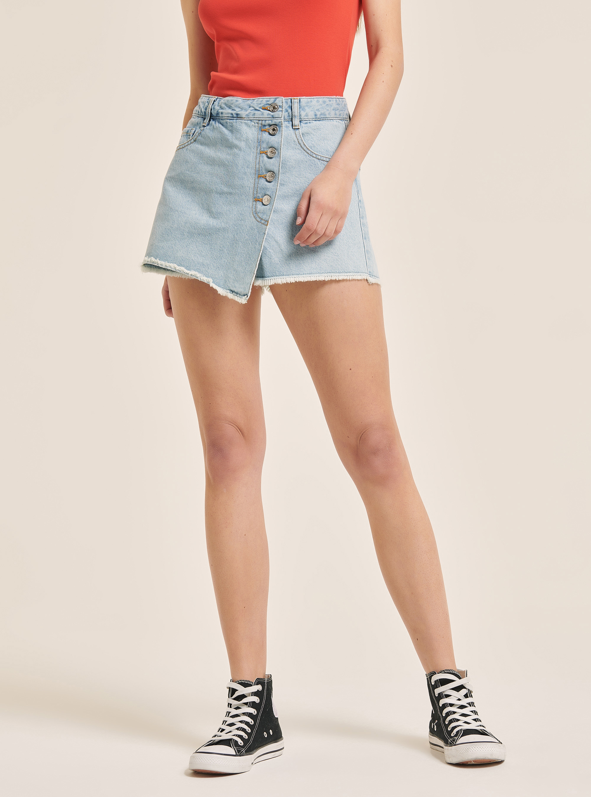 short denim with buttons, BLUE