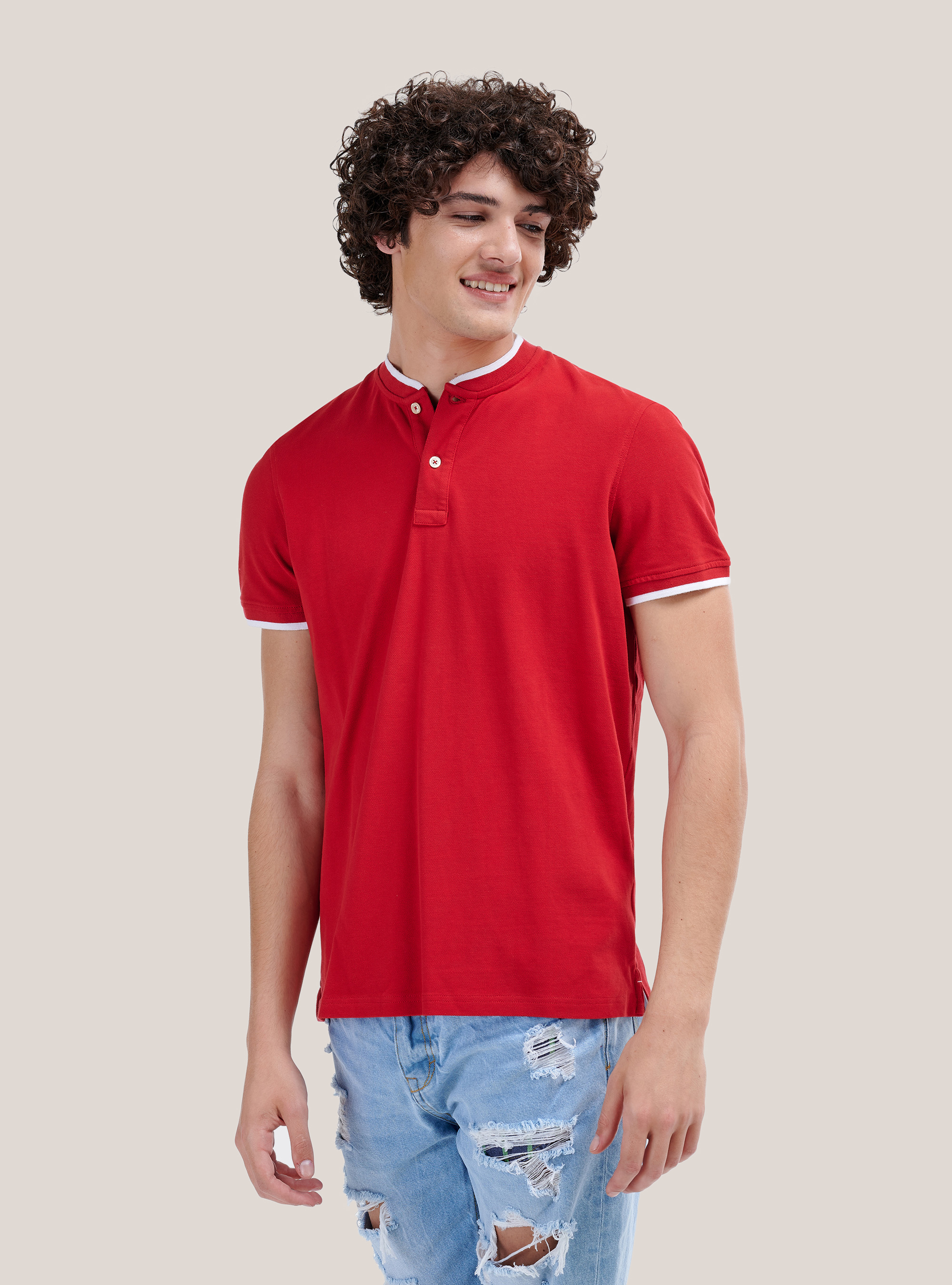 Poloshirt mit Stehkragen in Kontrastfarbe, C3393 RED