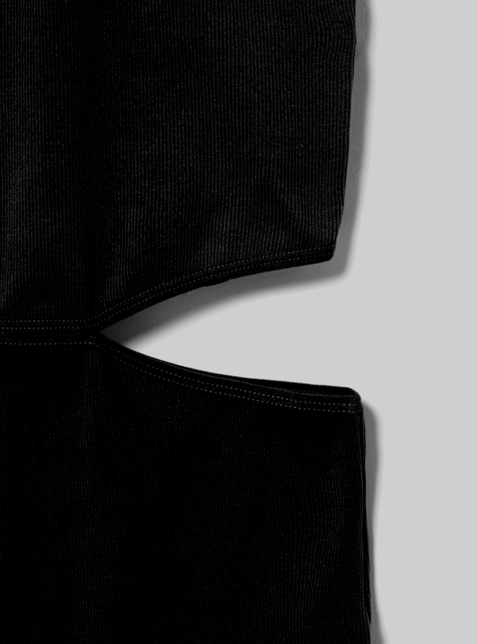 Abito con apertura ai fianchi  a costine, BK1 BLACK