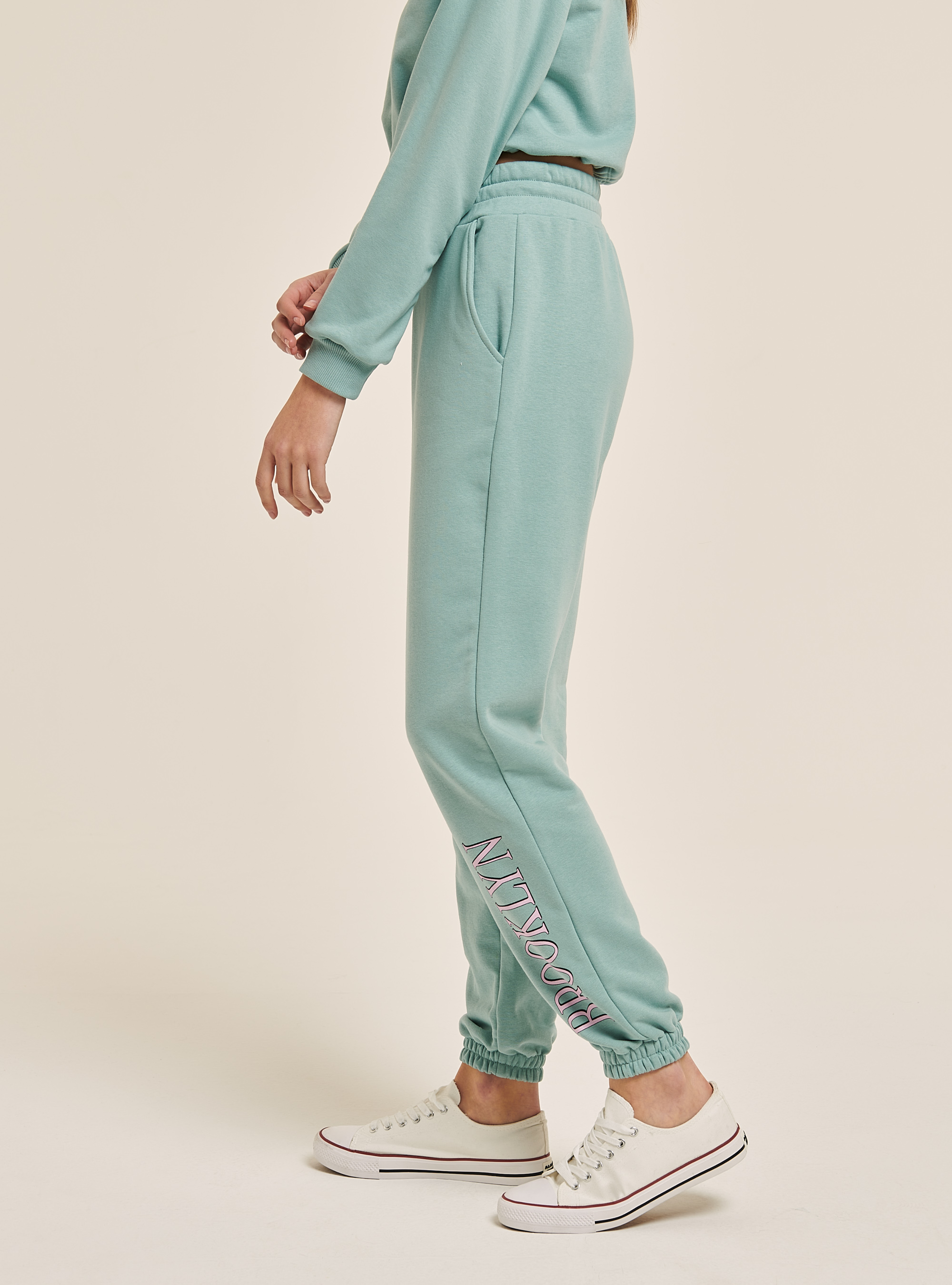 Jogger College mit Lettering Print, C6699 GREEN