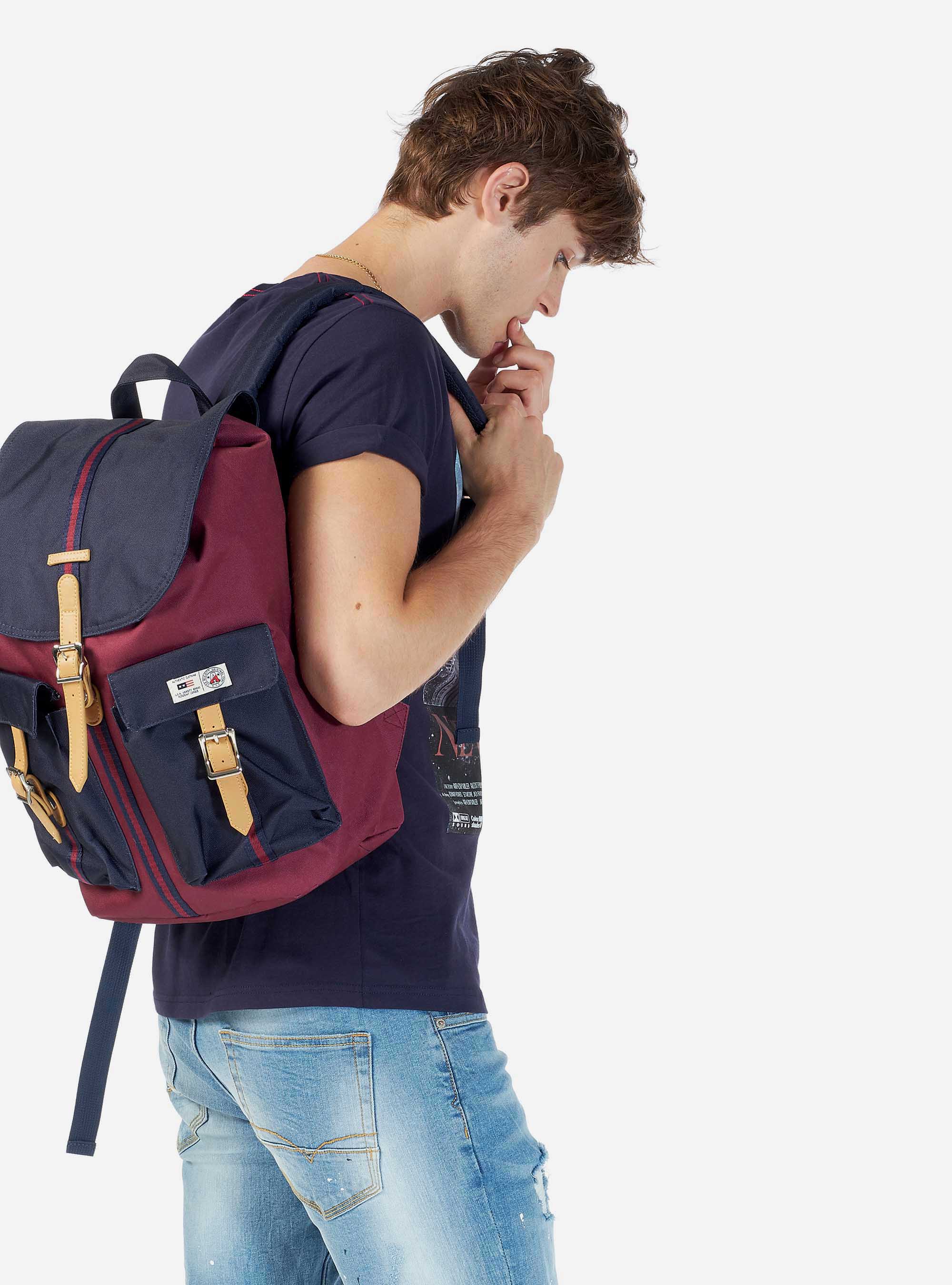 Sac à dos avec poches et fermetures en faux cuir, C758 BORDEAUX