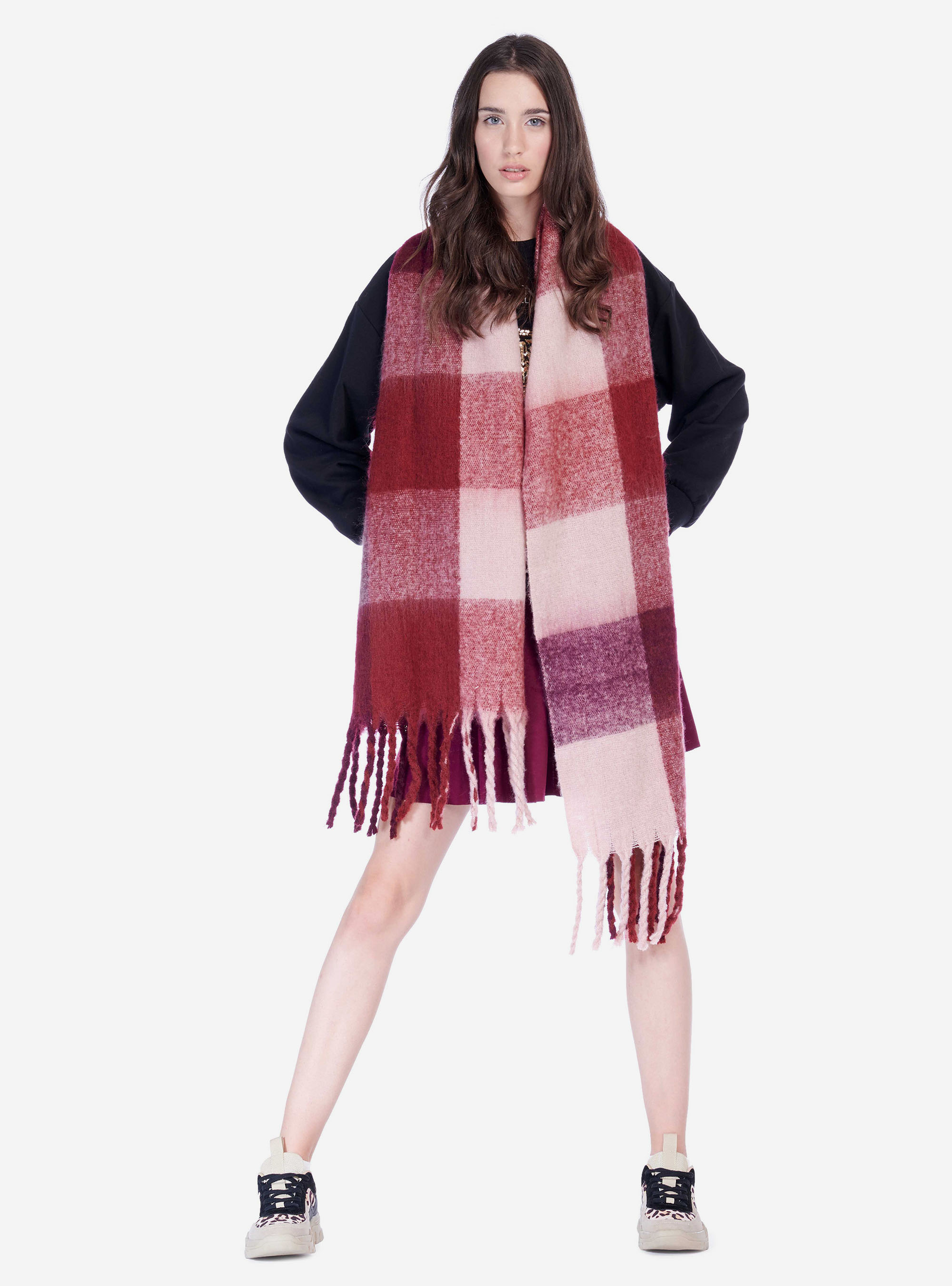 SCARF WITH FRINGE, CHECKS RED