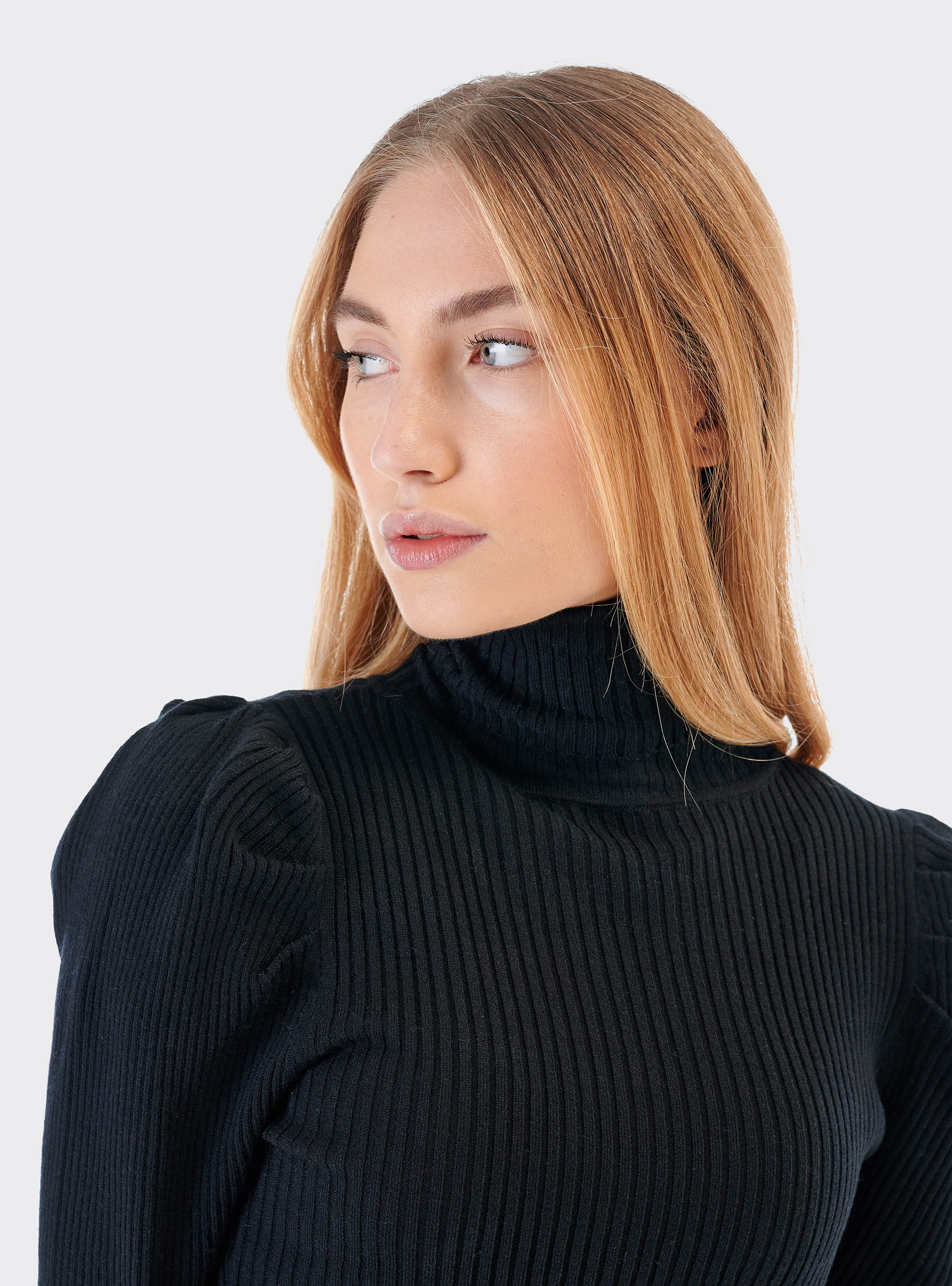 Robe en tricot &agrave; manches ballon, C101 BLACK