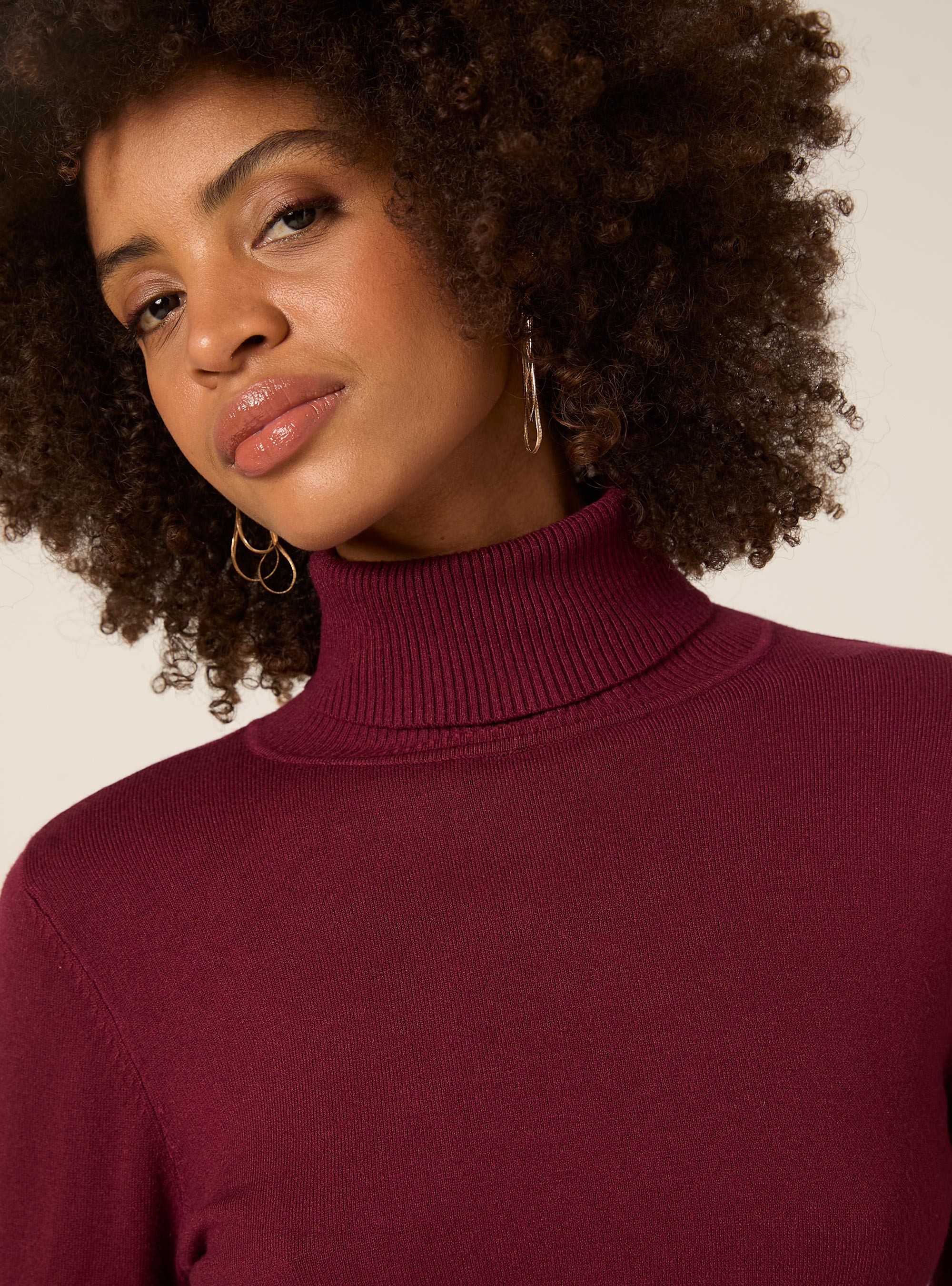 Jersey suave de cuello alto, BO1 BORDEAUX DARK