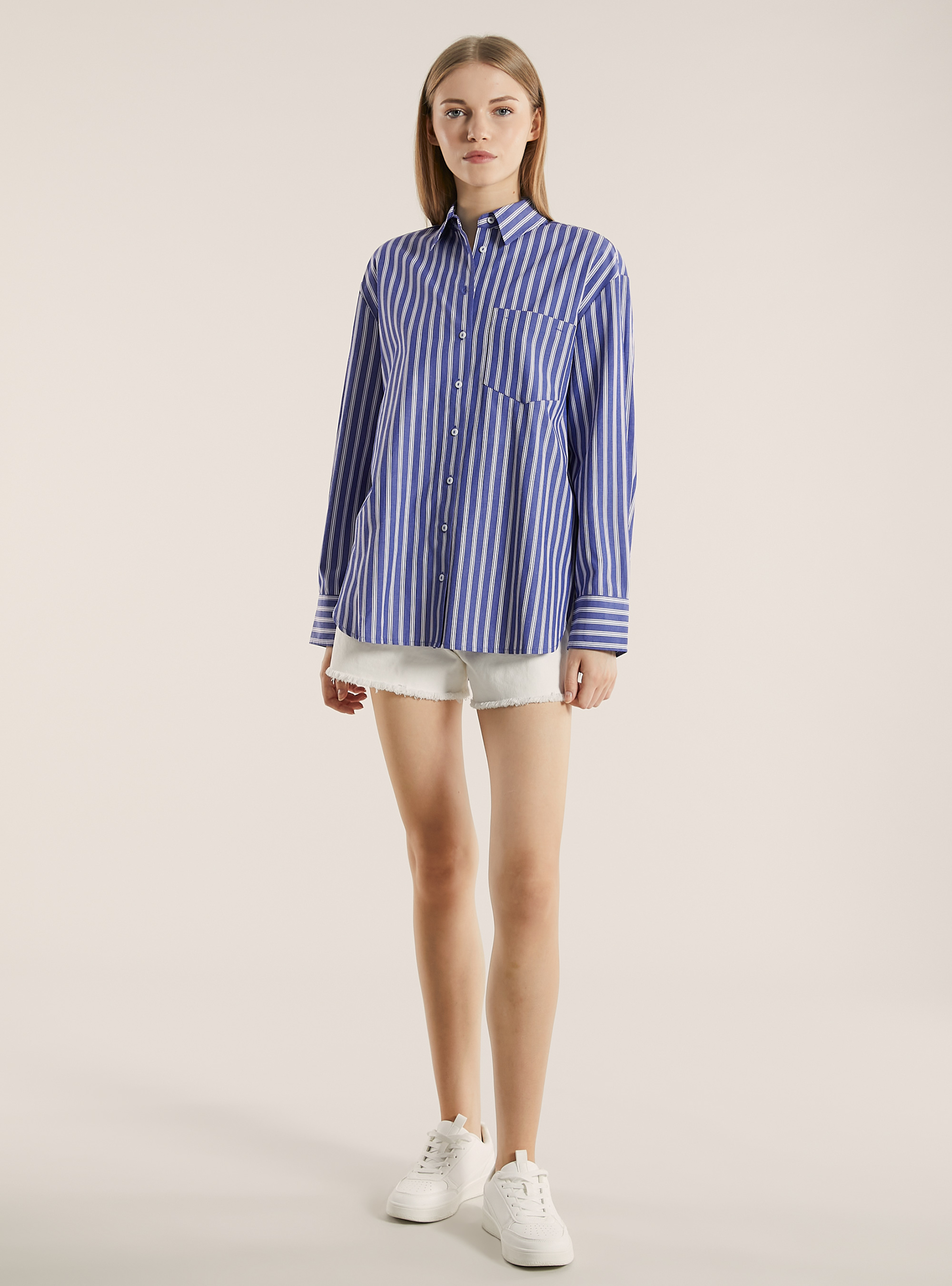 Tシャツ・カットソー CO-COLLECTIONS Embroidered poplin oversize shirt TOTEME Oversized embroidered organic cotton-poplin shirt