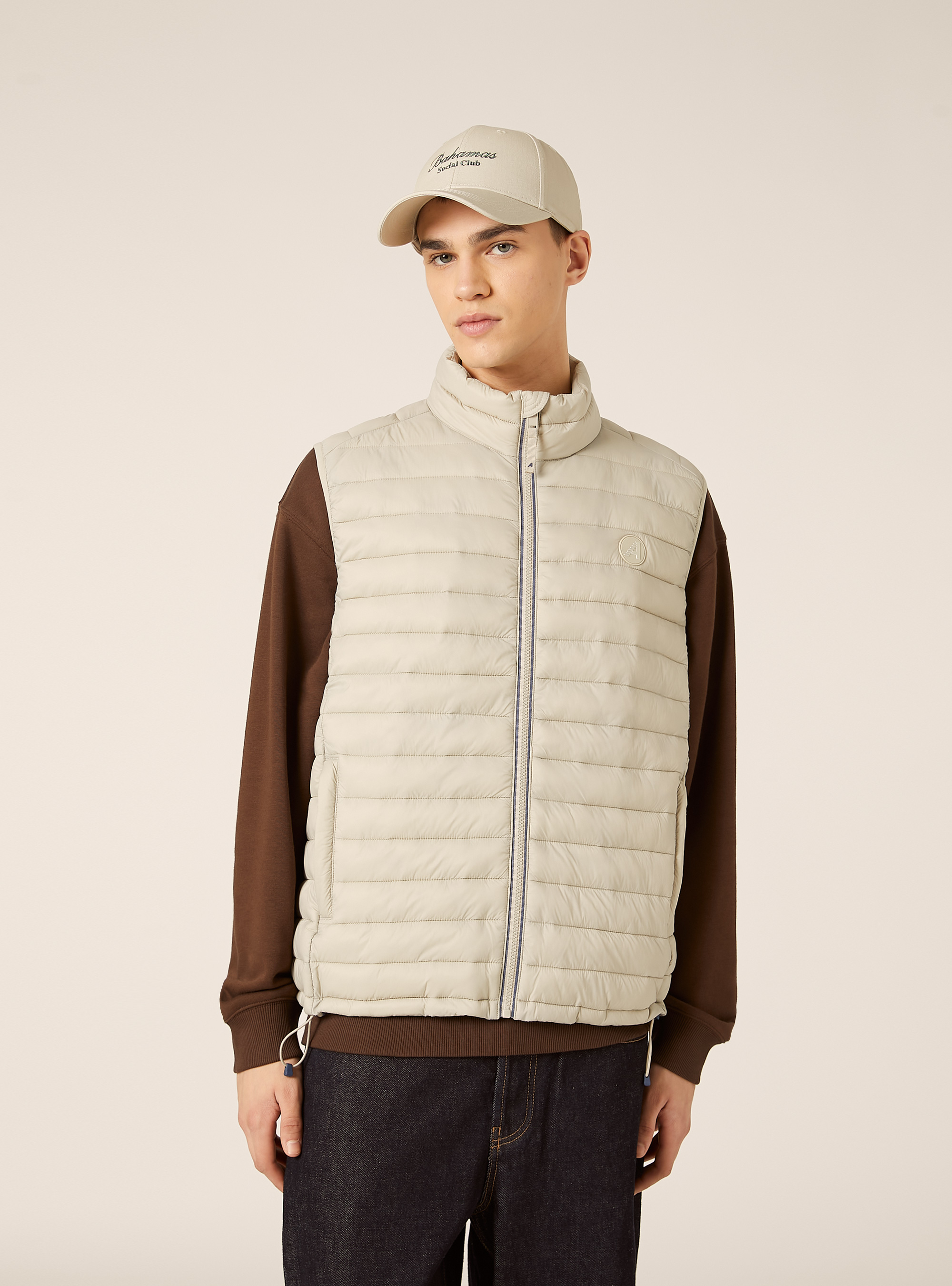 Smanicato basico con patch logato, CR3 CREAM LIGHT