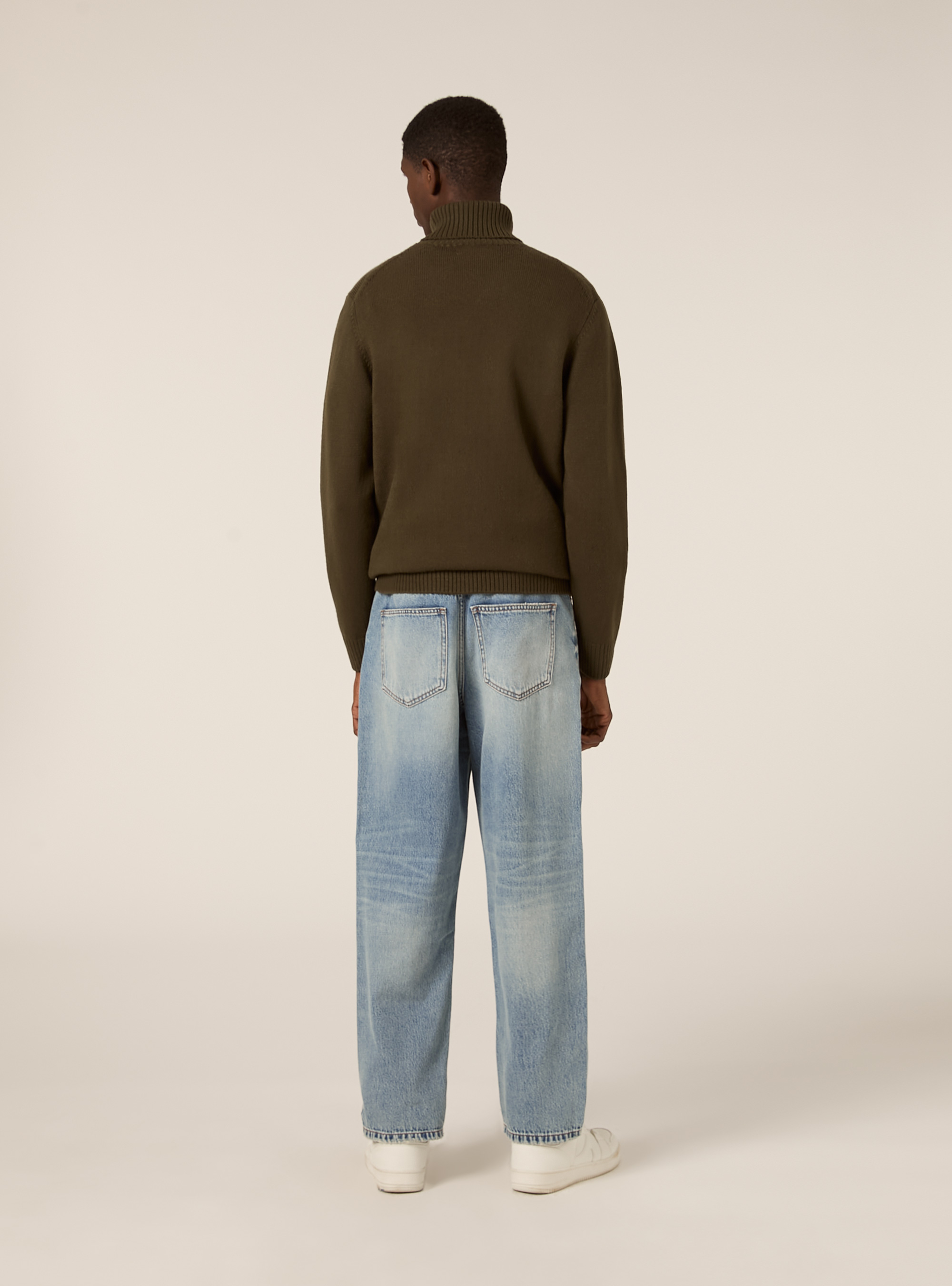 High-neck pullover, KY2 KAKY MEDIUM