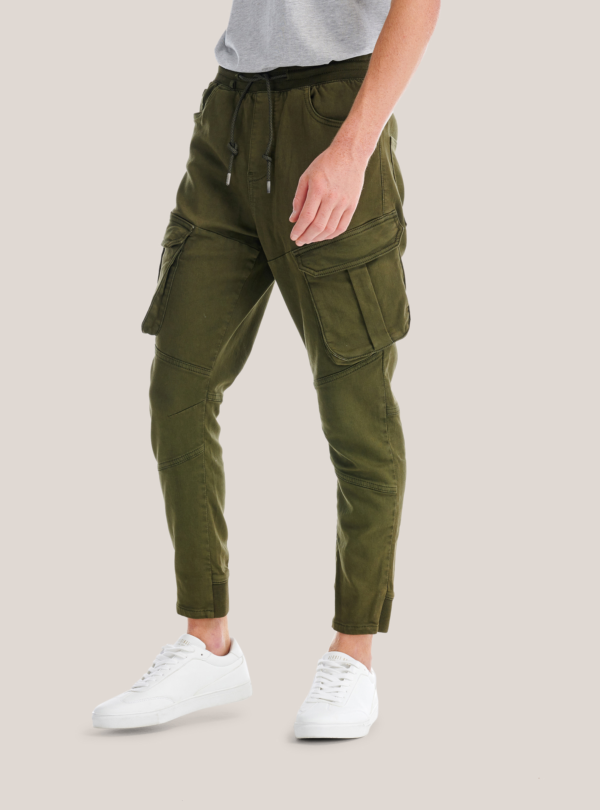 Jogger con coulisse e tasche, KAKI