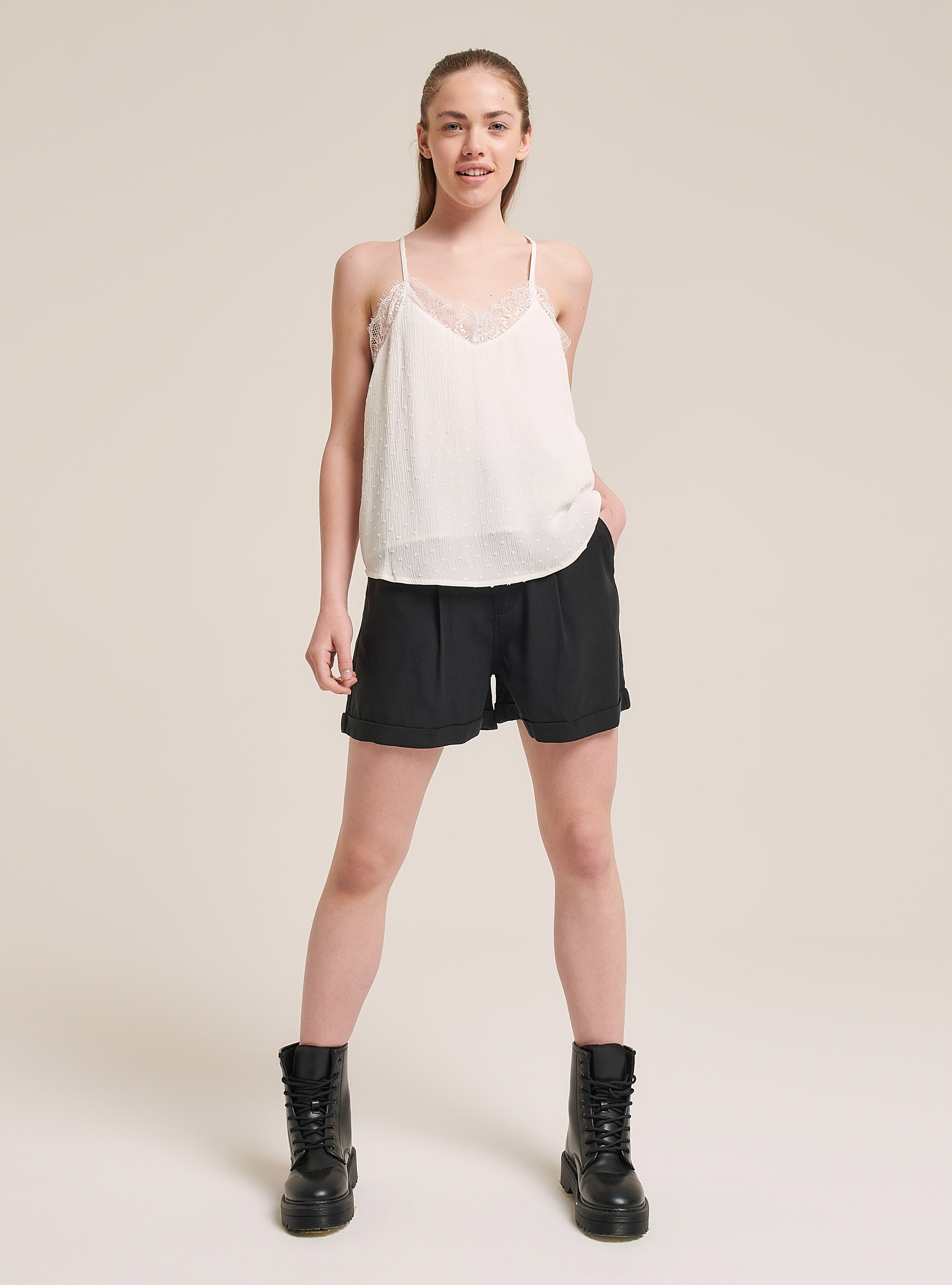 Blusa con detalle de encaje, BLANCO