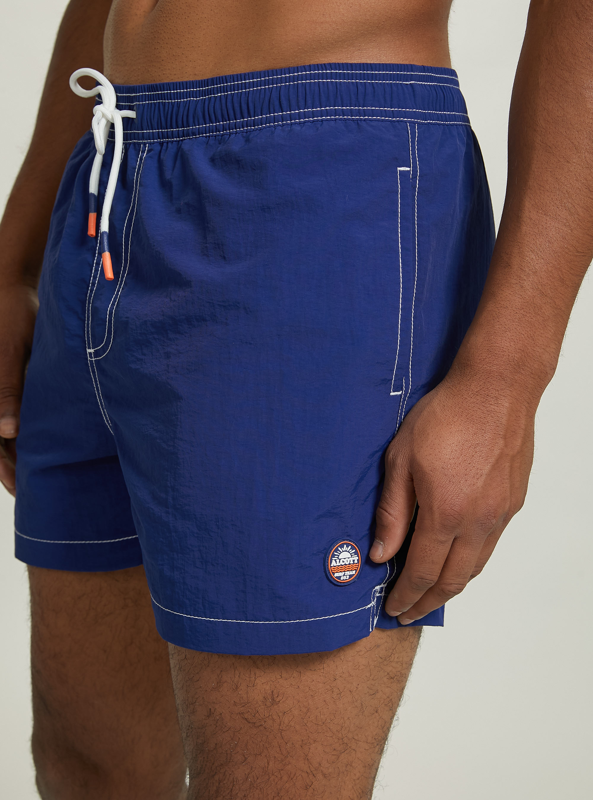 Plain-coloured swimming costume with embroidery and back pocket, BL2 BLUE MEDIUM