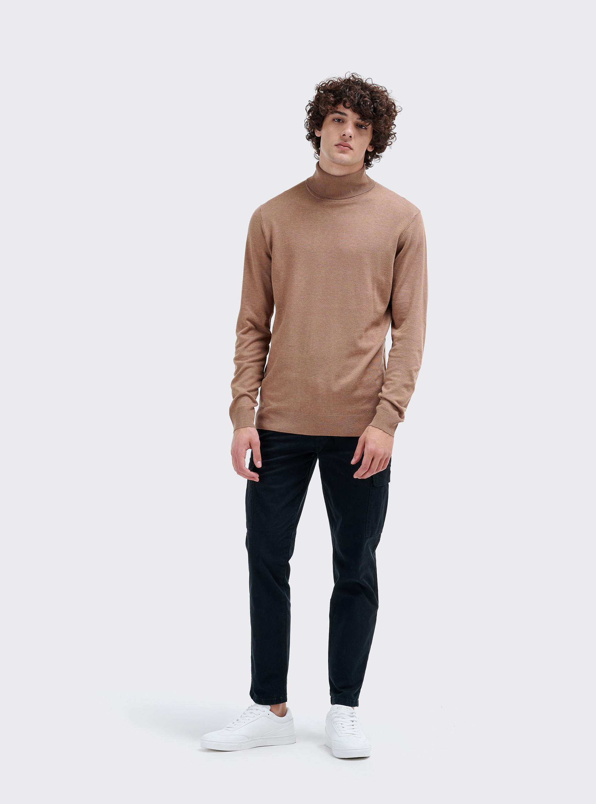 Pullover basic collo alto, BEIGE