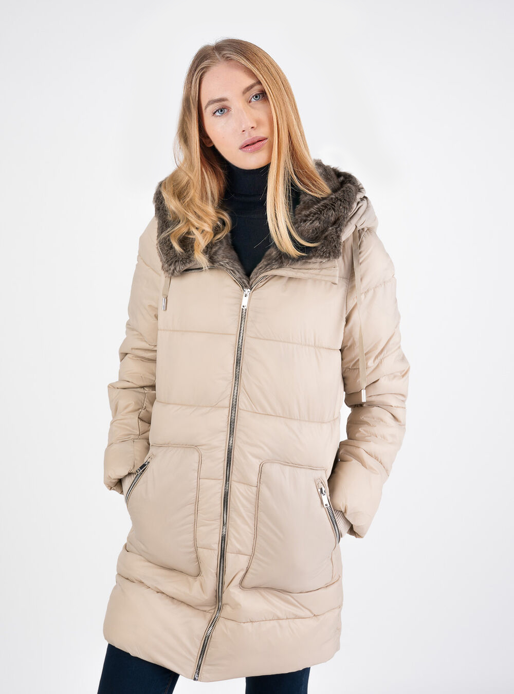 Piumino lungo hood in fake fur, WHITE