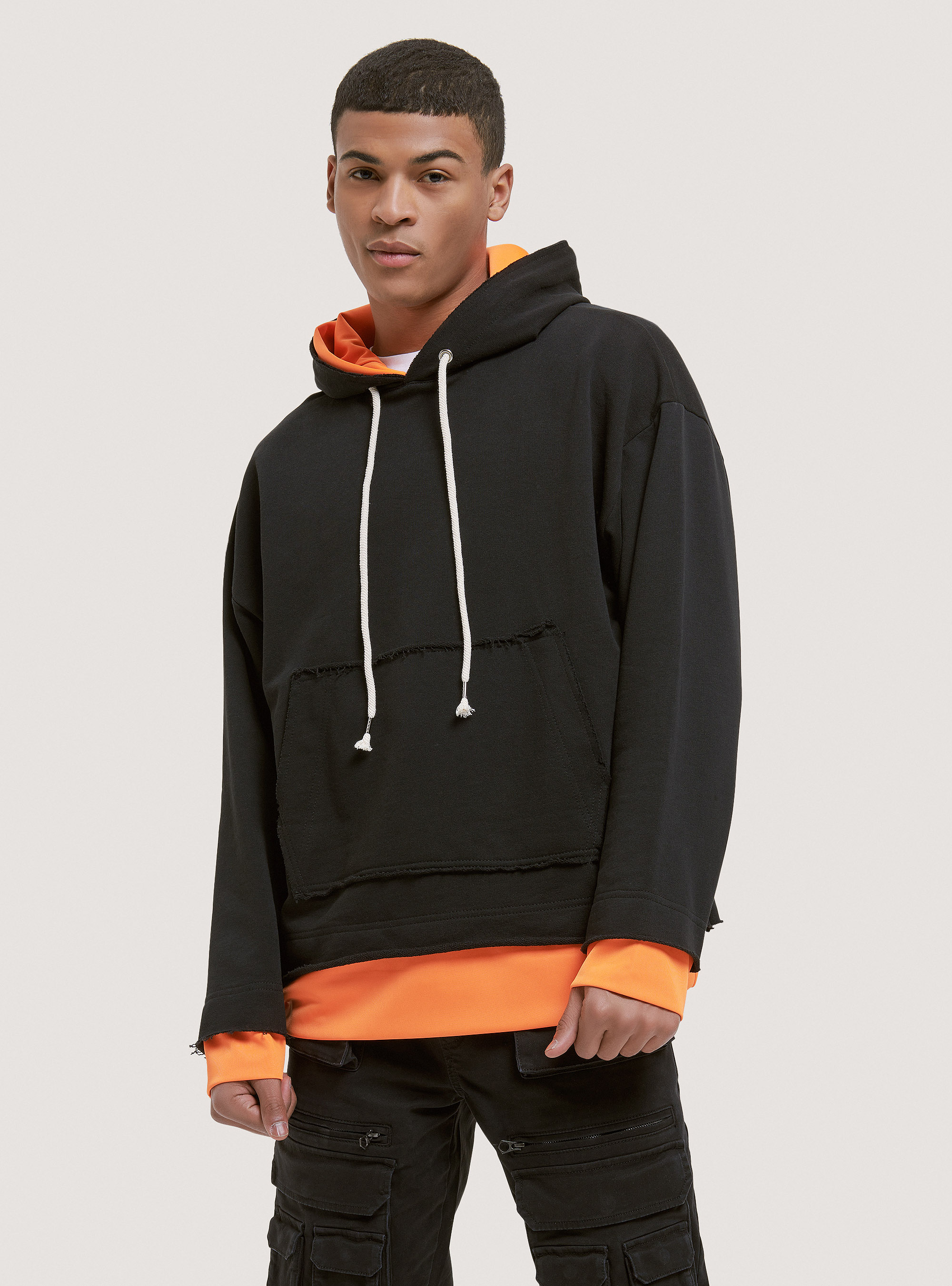 Hooded sweatshirt with contrasting details, BK1 BLACK