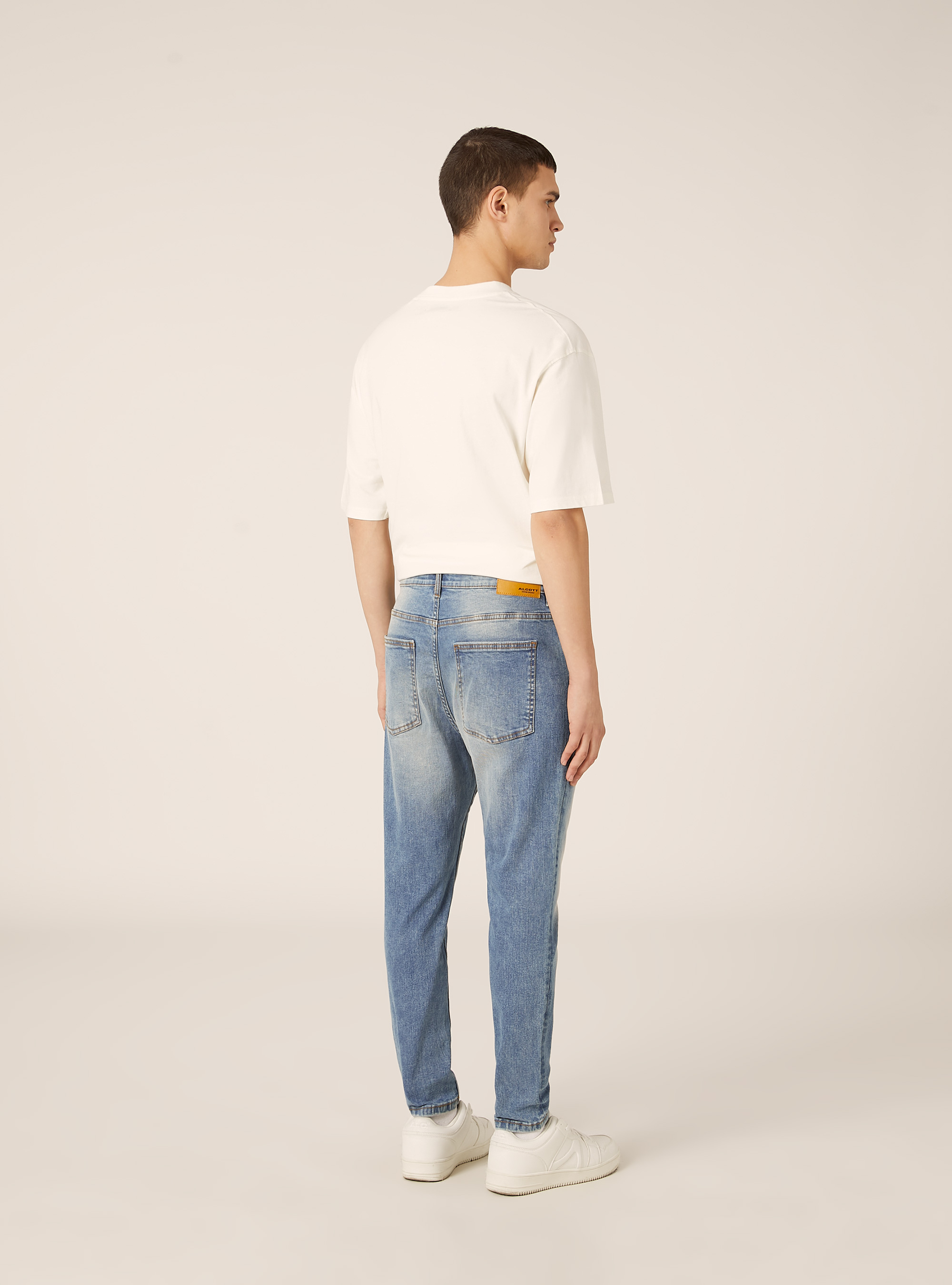 Stretch denim carrot fit jeans, D003 MEDIUM BLUE