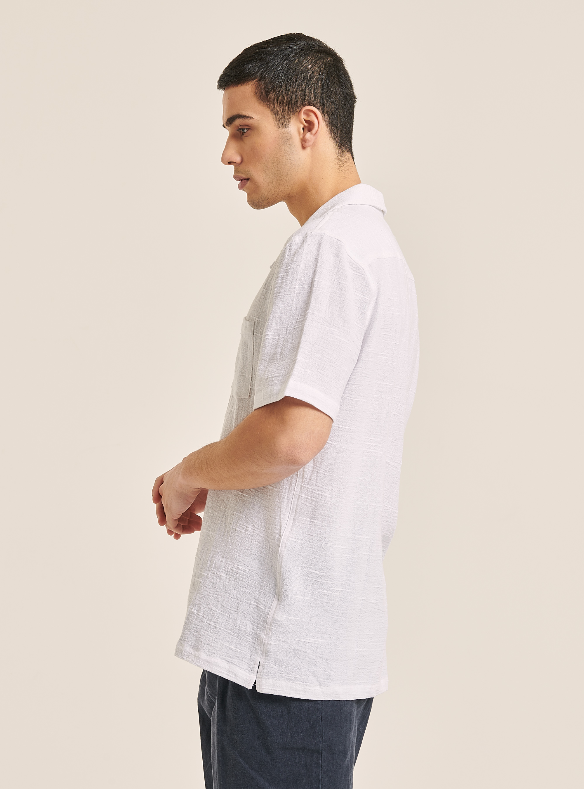 Linen blend shirt with breast pocket and bowling collar, WHITE