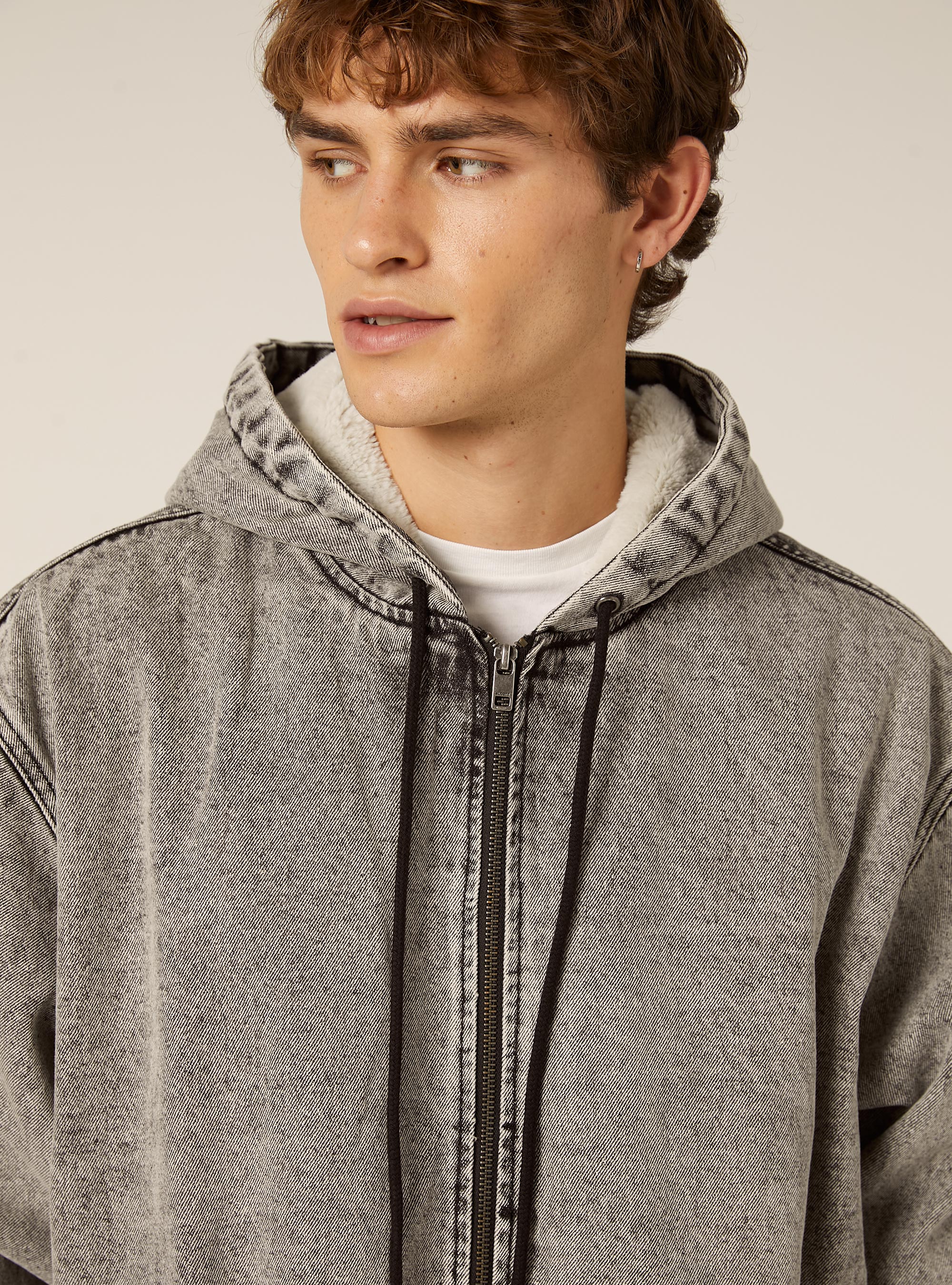 Chaqueta vaquera con forro de piel, D00G GREY