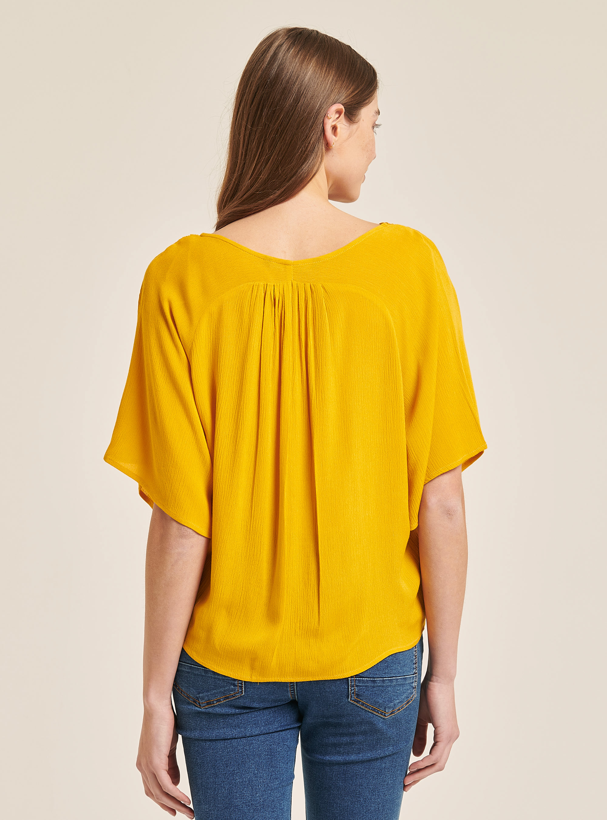 Blusa cuello v solo color, C719 SENAPE