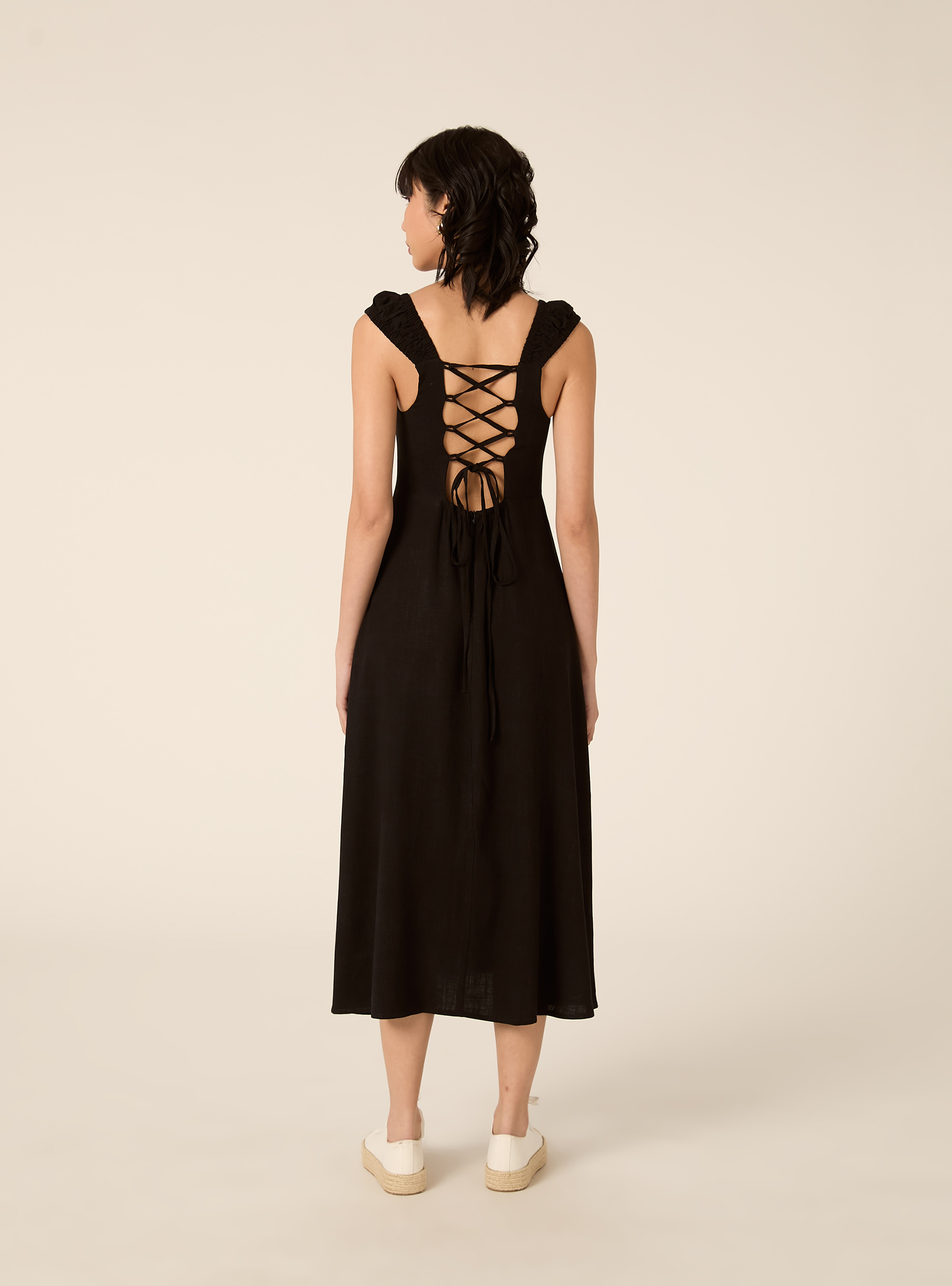 Vestito incrociato sulla schiena in misto lino, BK1 BLACK