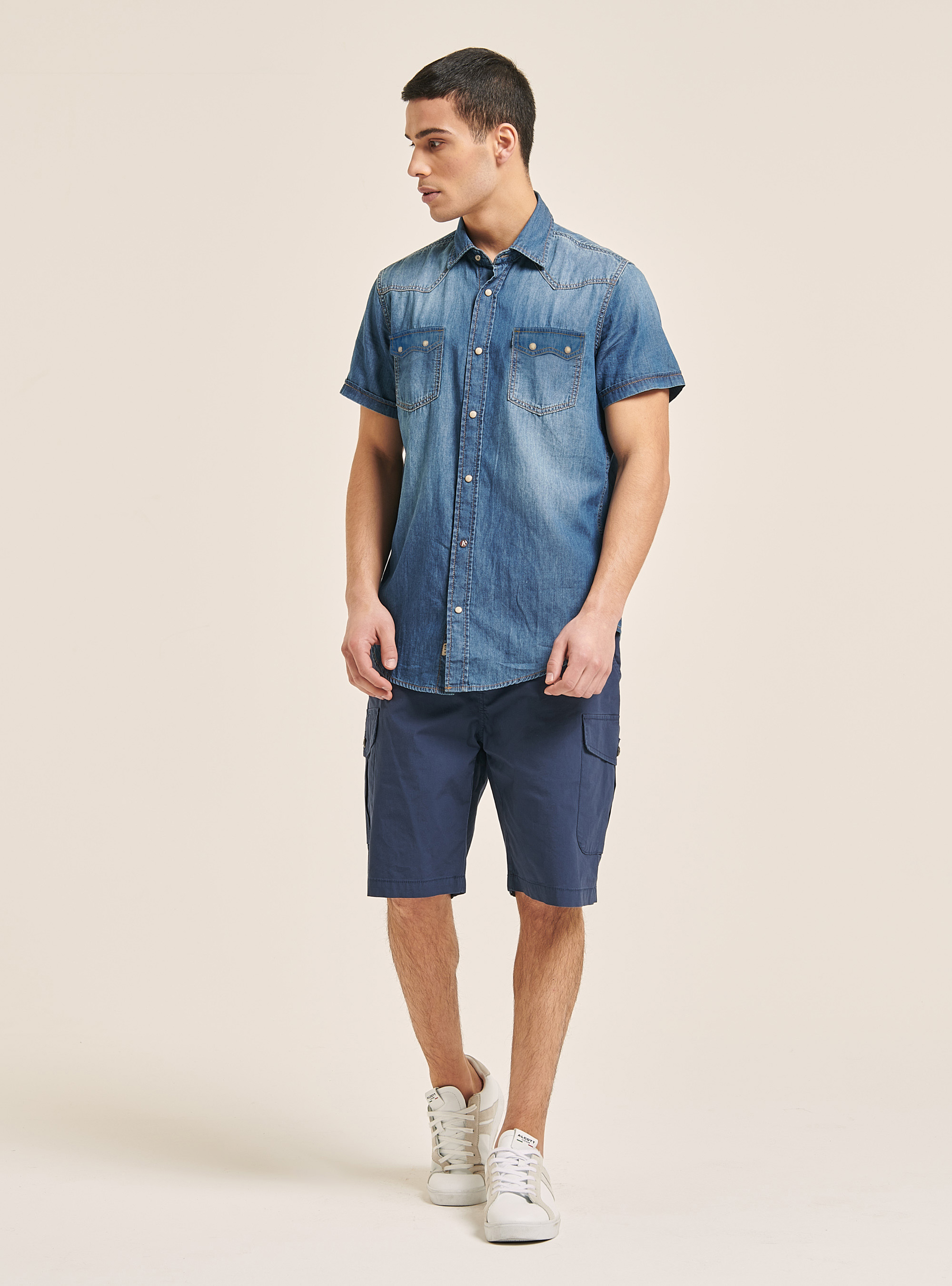 Halbarmhemd aus Baumwoll-Denim, C220 BLUE