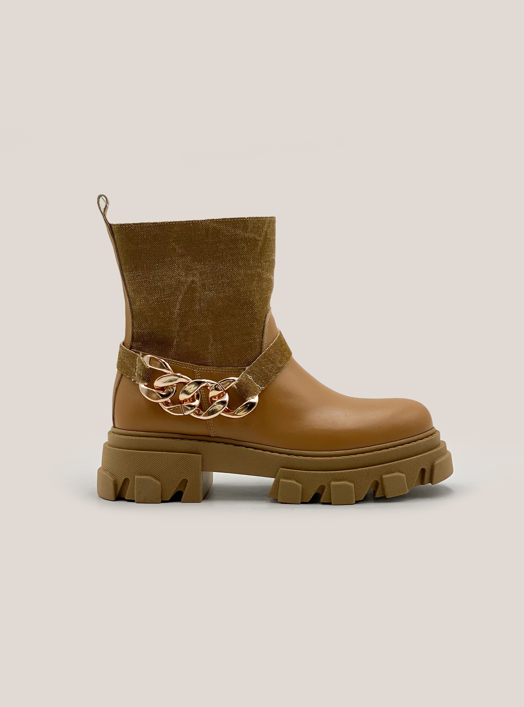 Stivaletto in pelle con inserto in tela, C5508 TOBACCO