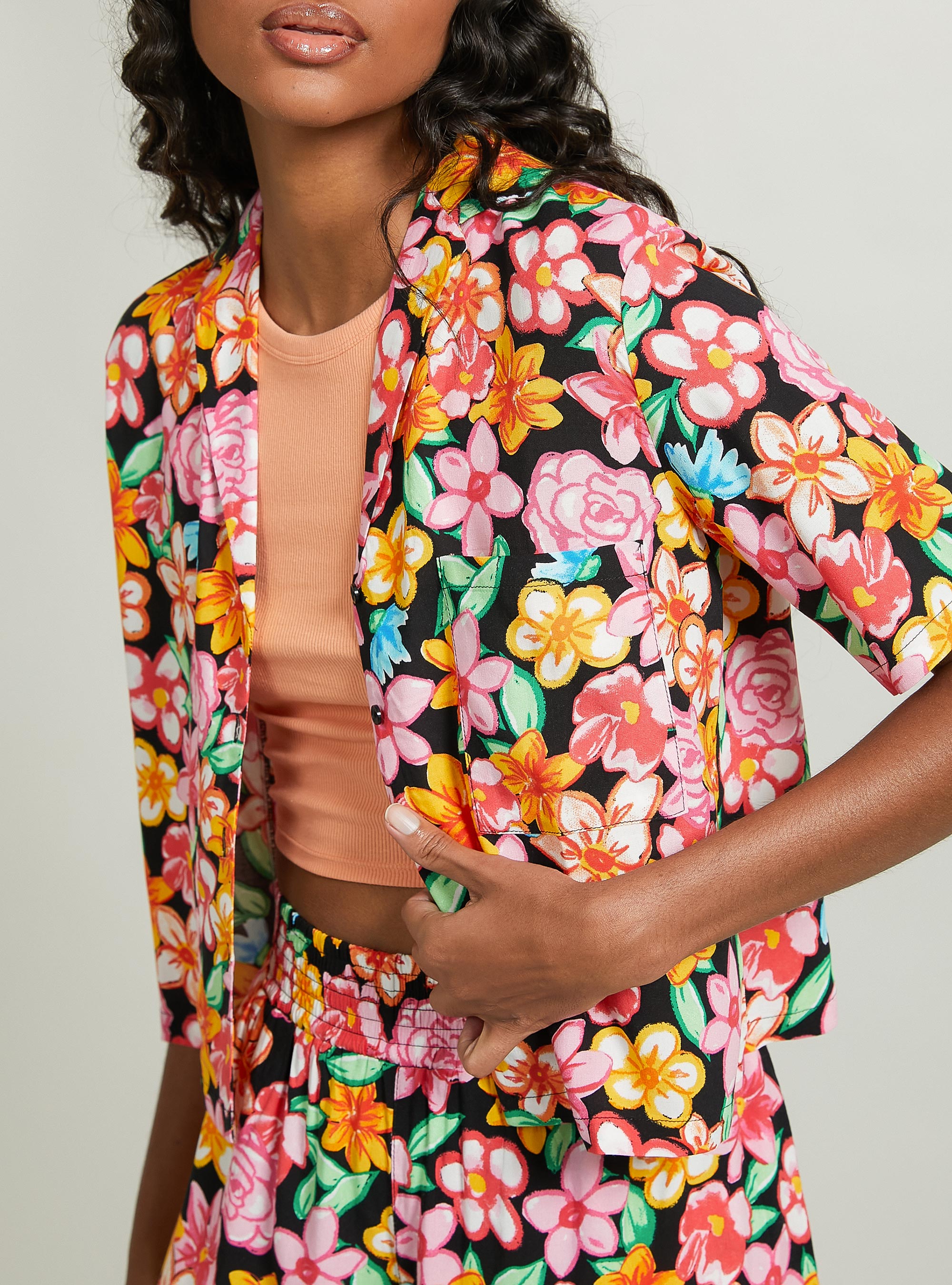 Cropped shirt with print, BK1 BLACK