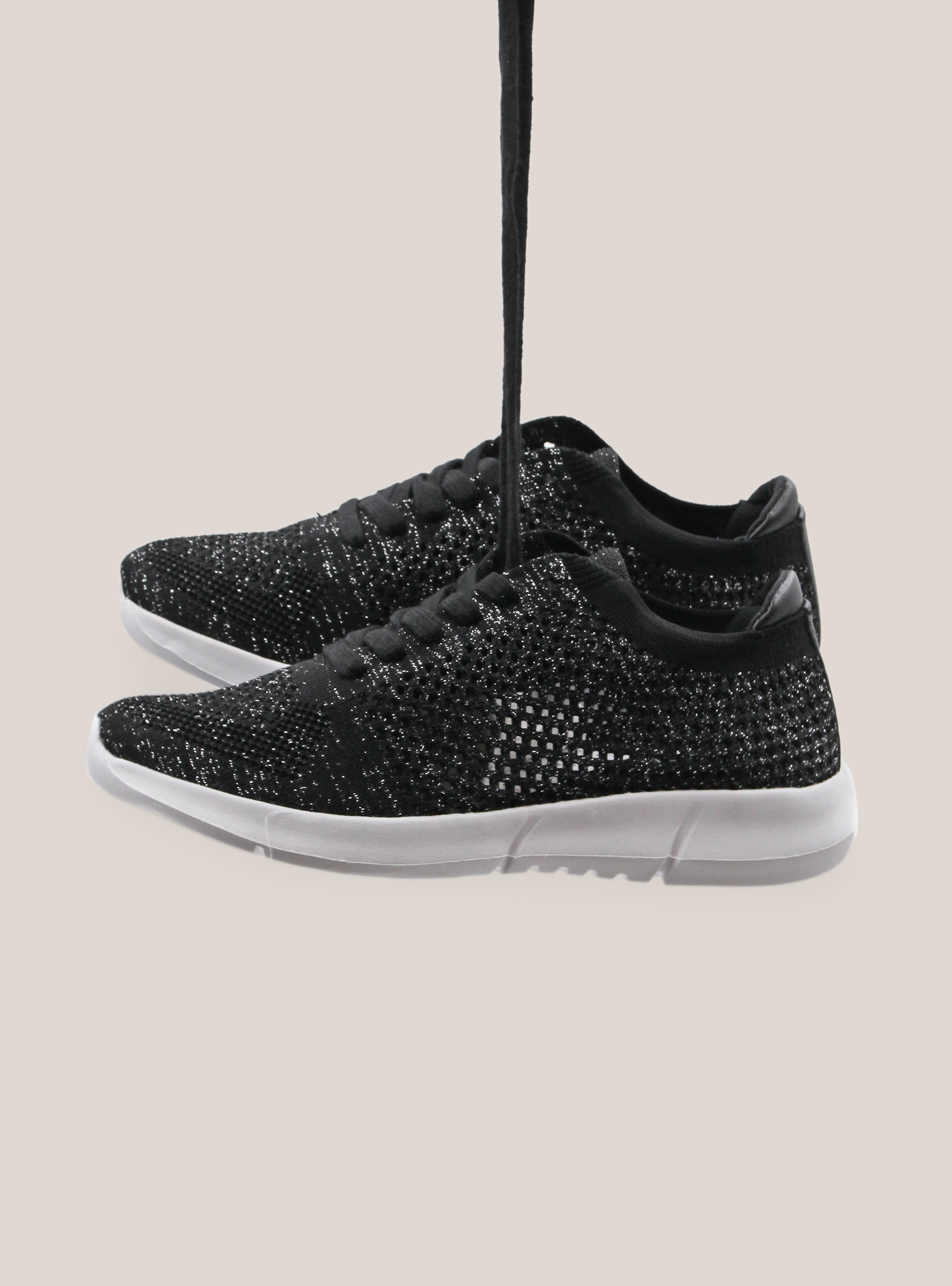 Trainers donna in tessuto traforato leggero, NERO