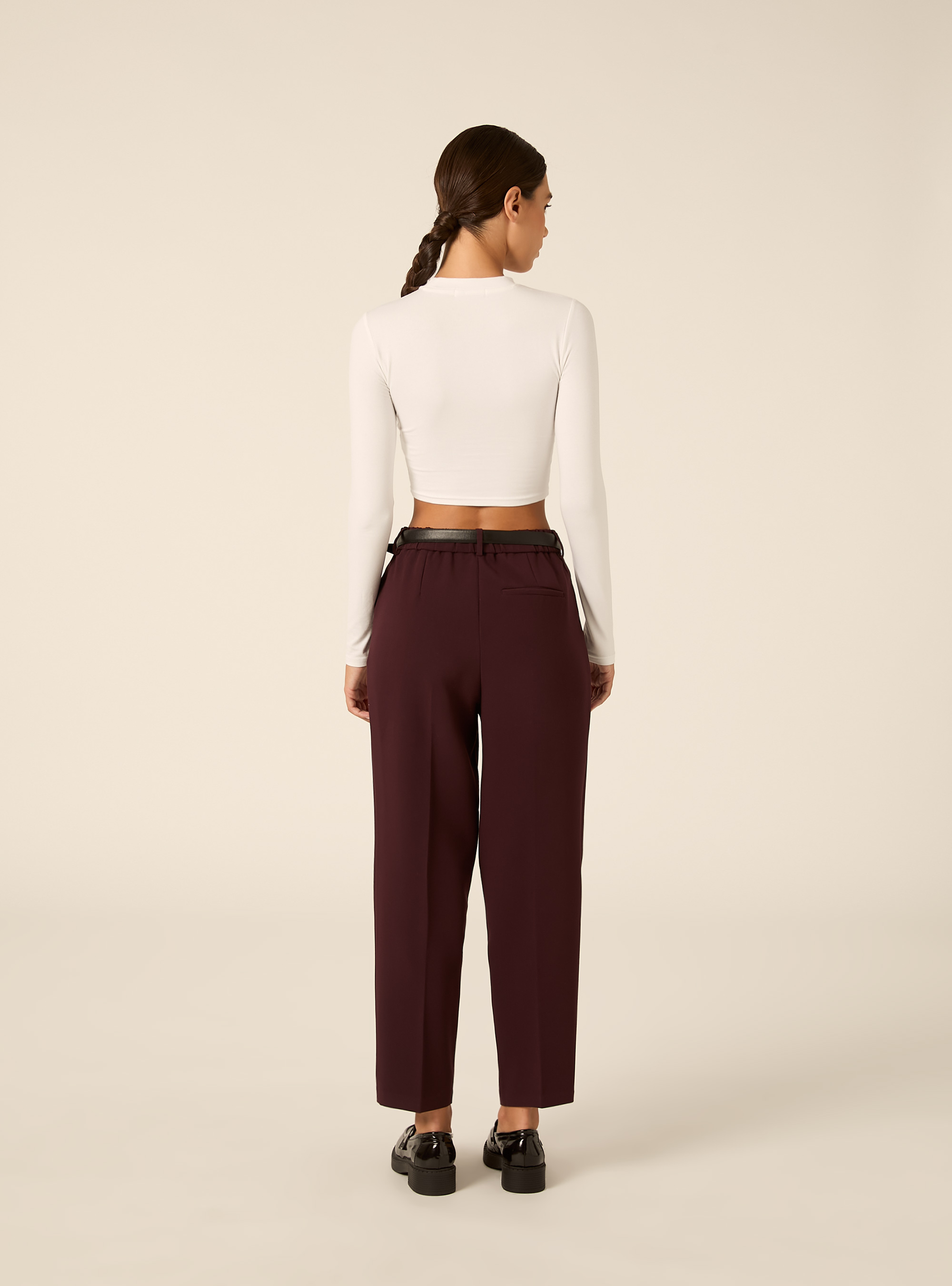 Tapered tailored trousers with pleats and belt, BO1 BORDEAUX DARK